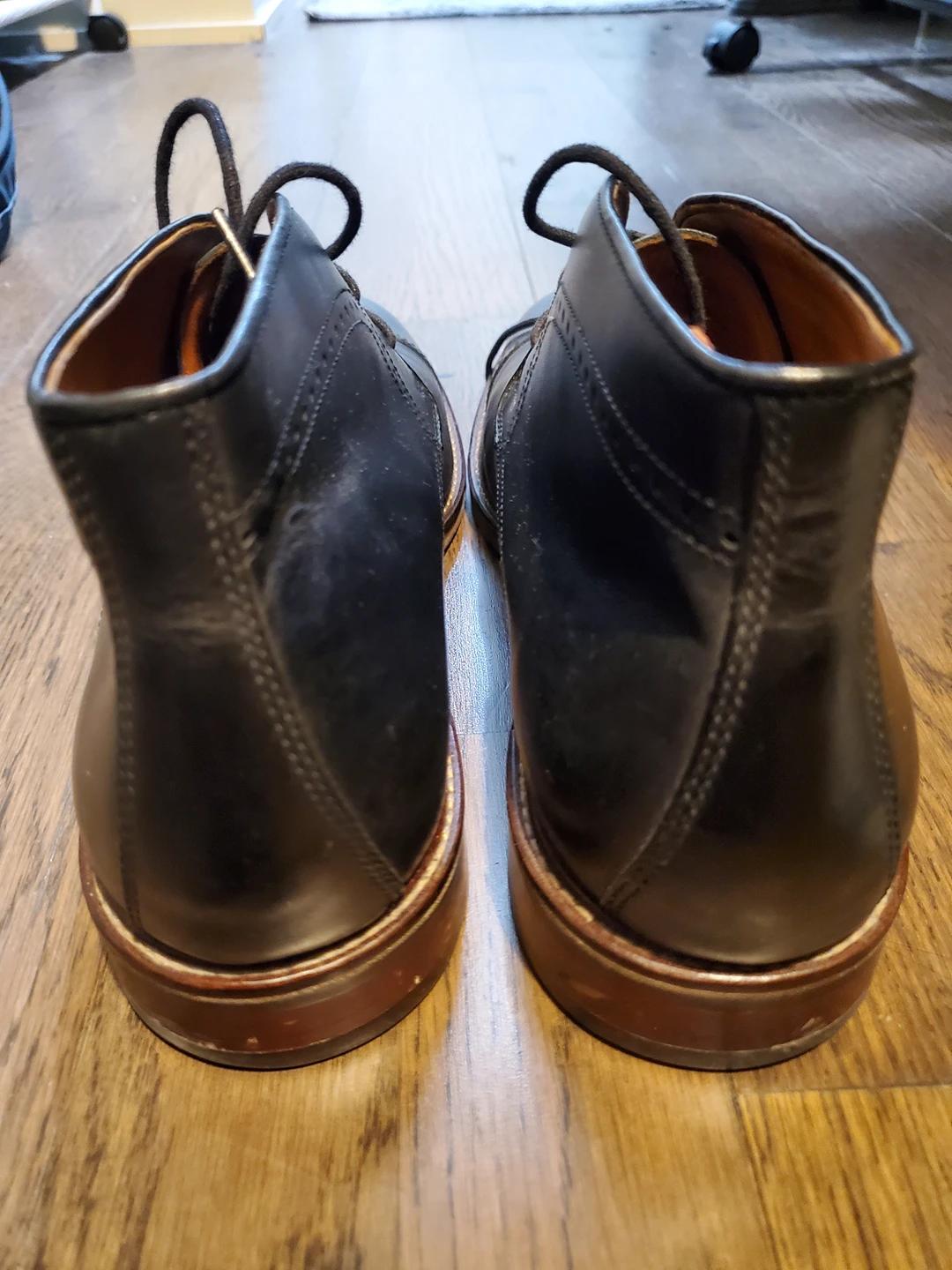 Johnston & Murphy Chukka Boots - photo 3