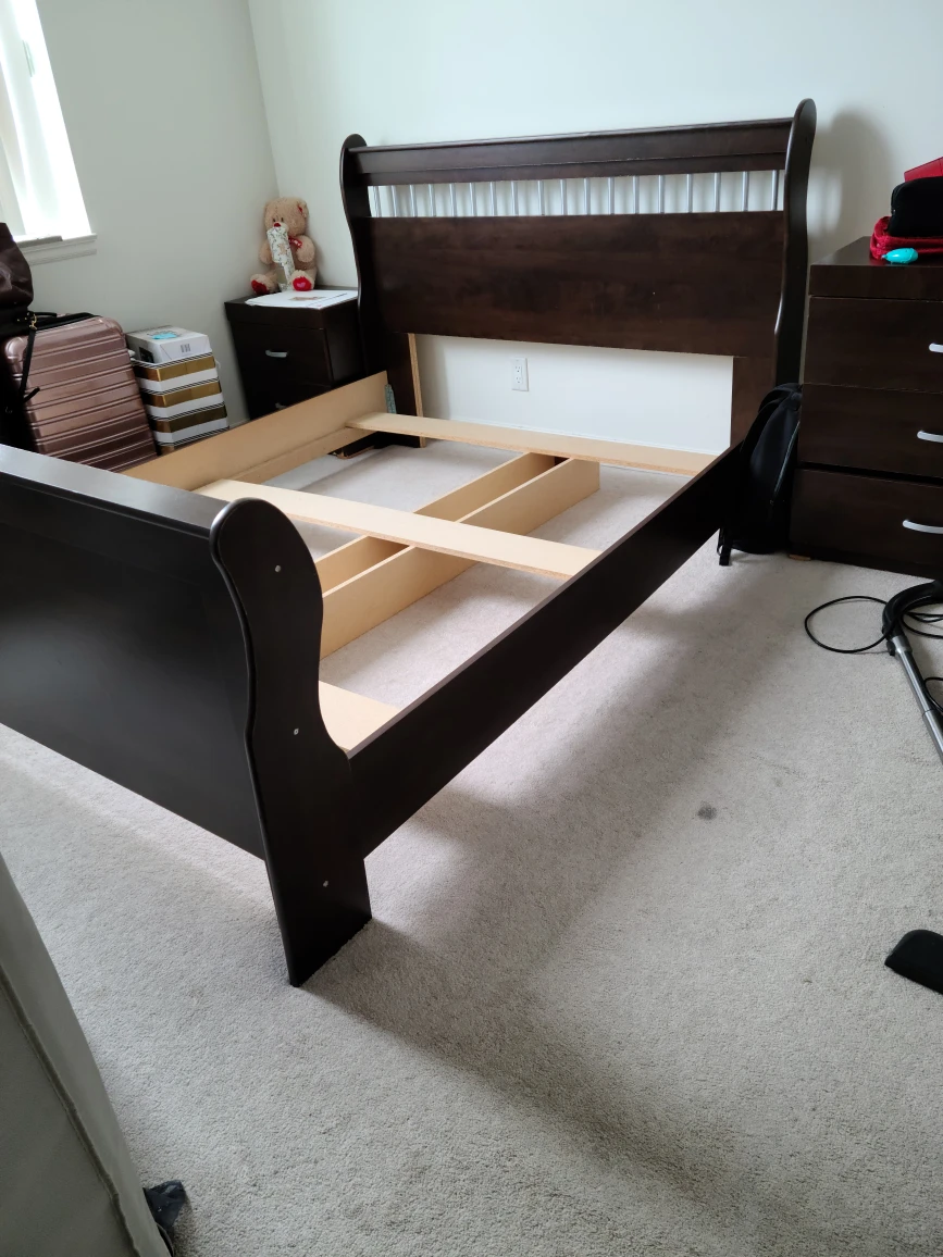 queen sized bedframe - photo 4