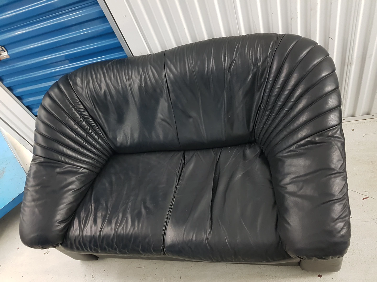 3 piece Black Authentic Leather  Couch Set - photo 2