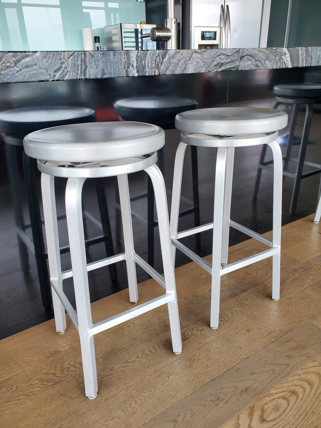 Set Of Two: Brushed Aluminum Backless Swivel Bar Stools - photo 2
