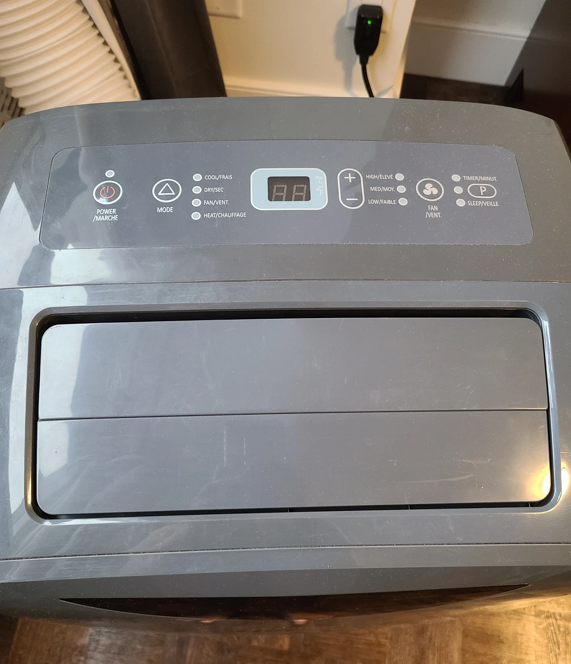 Portable Hisense Air Conditioner - photo 2
