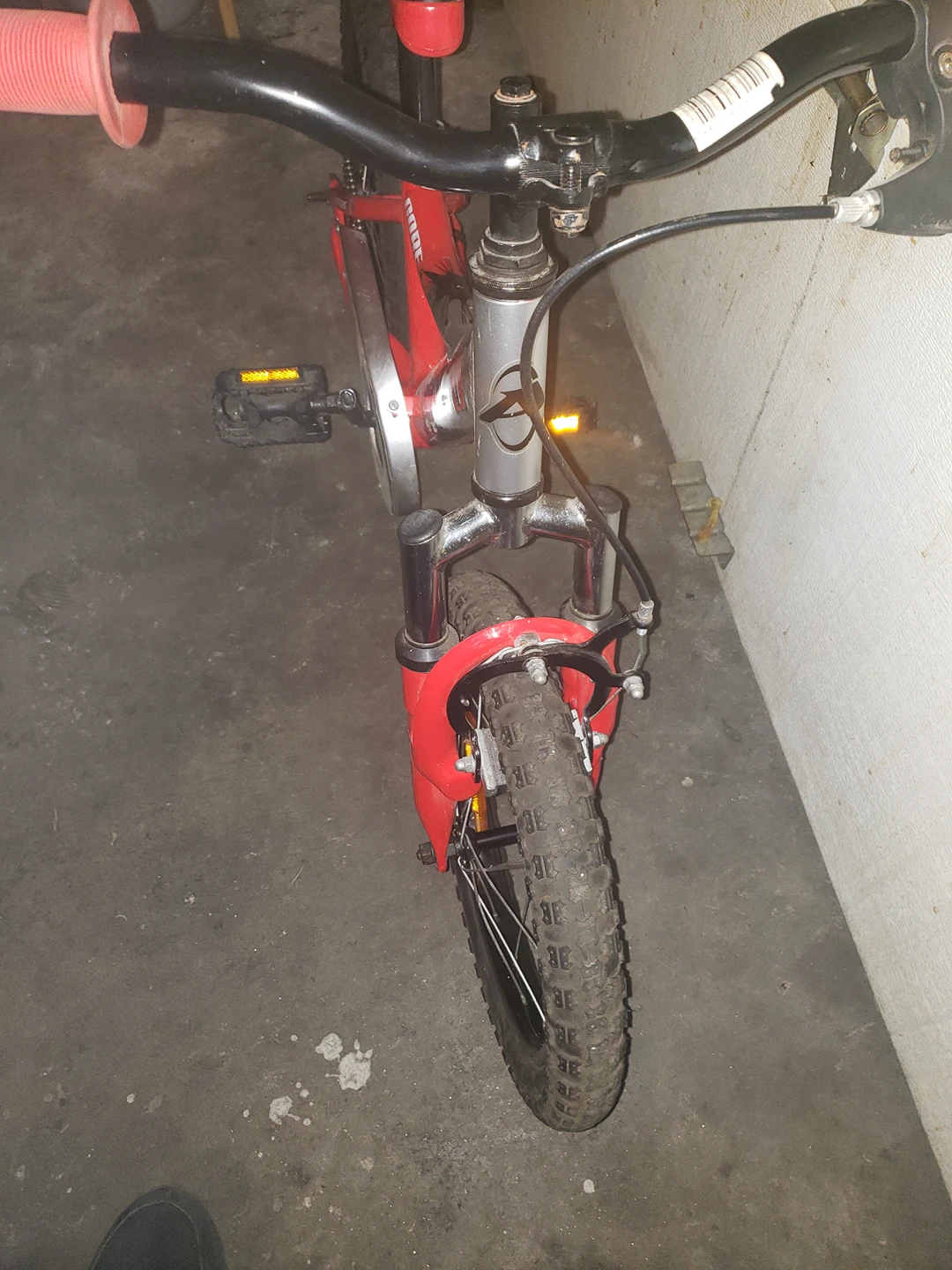 Kids bike in fantastic condition - photo 5