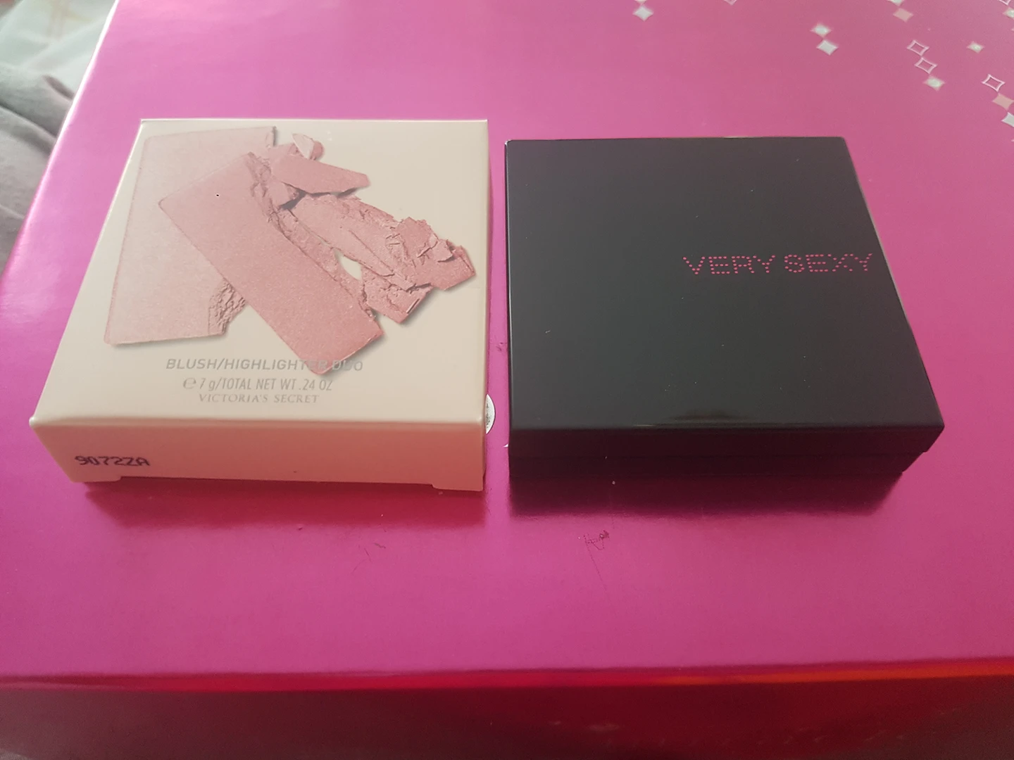 Victoria Secret "Very Sexy" Blush & Highlighter - photo 2