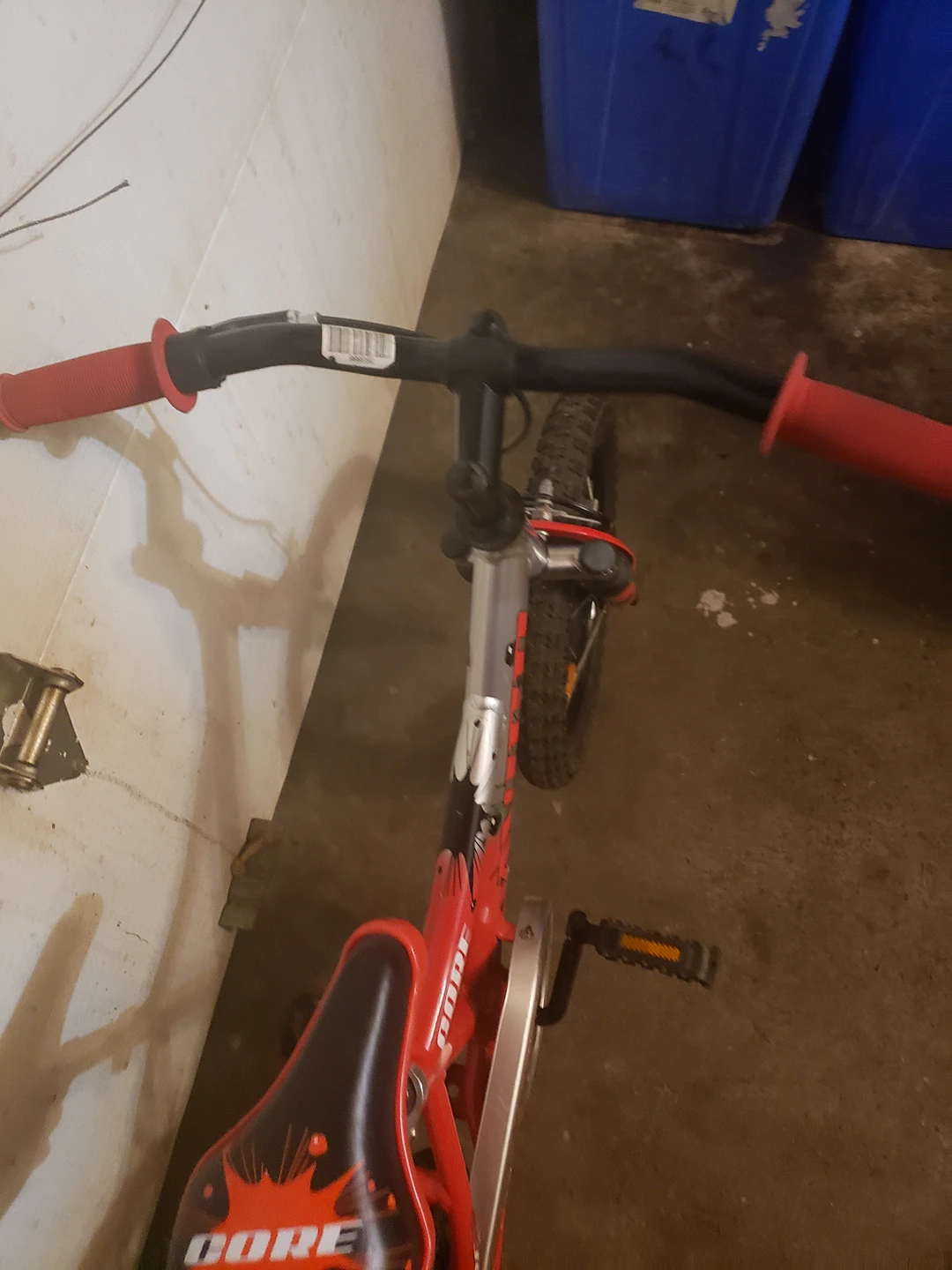Kids bike in fantastic condition - photo 3