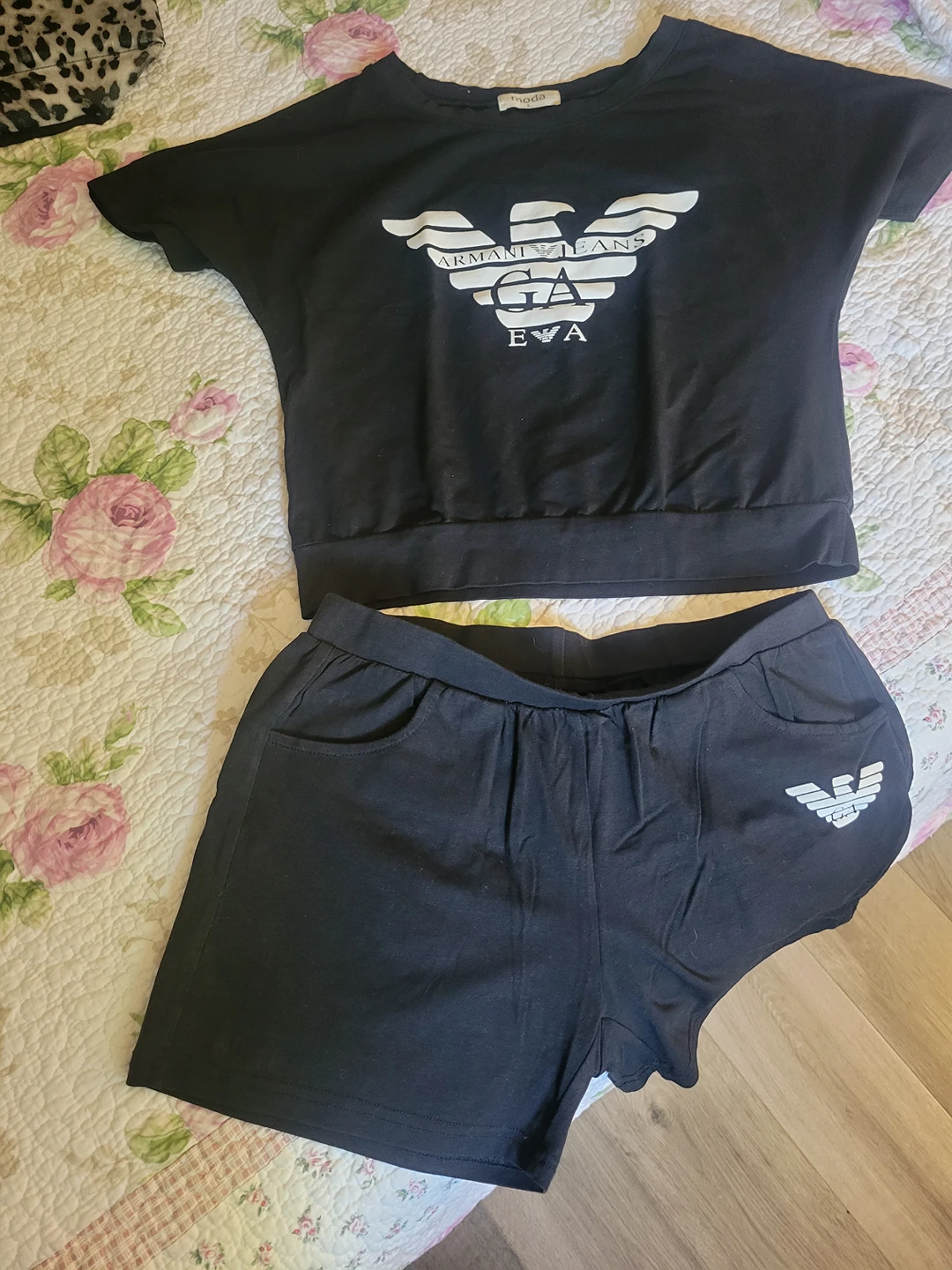 Black shirt and short. Size M/S. thumbnail