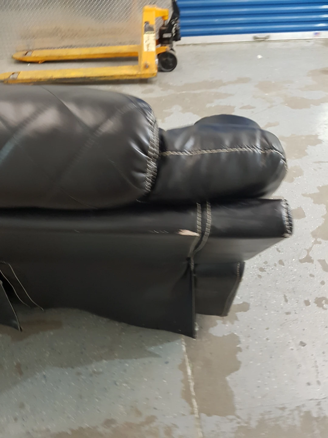 Free Delivery*🚚Black Faux Leather Recliner - photo 5