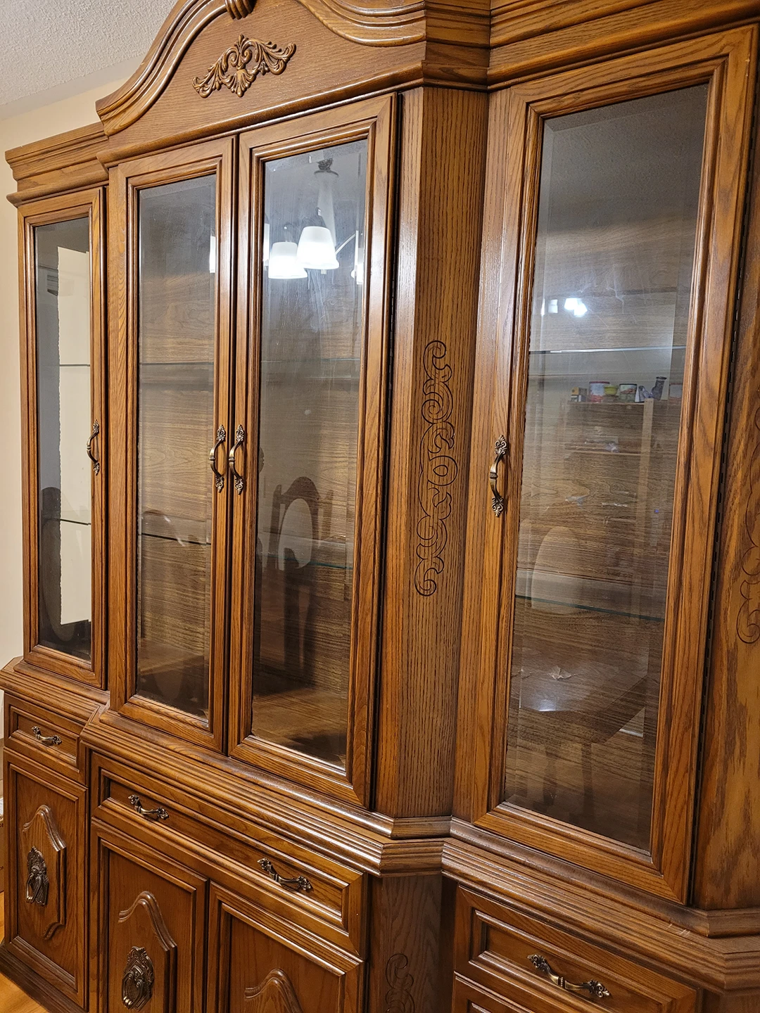 Dinning table, 6 chairs, glass display  cabinet - photo 2