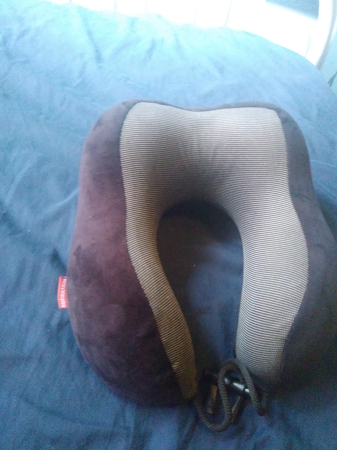 Memory latex pillow
