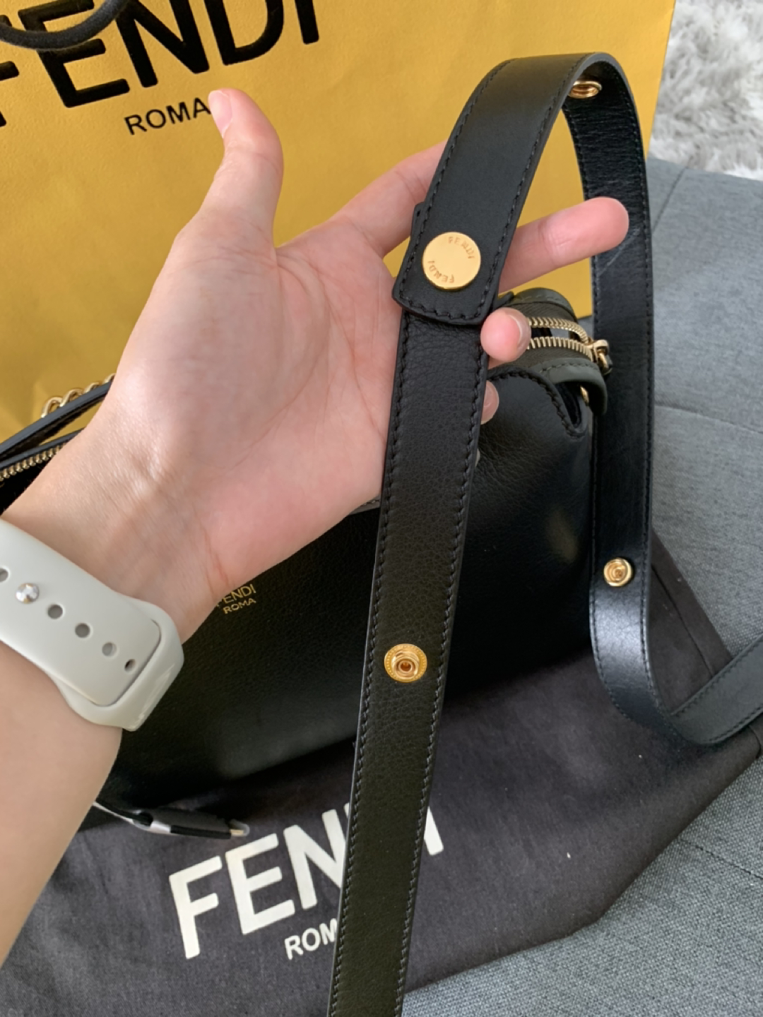 Fendi by the way bag image indicator(9)