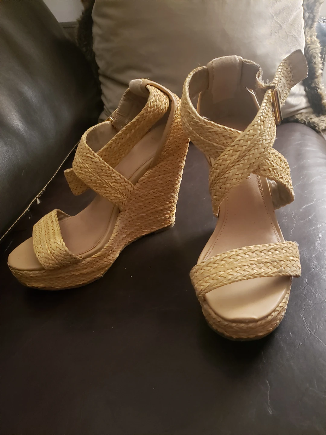 Steve Madden wedges 6