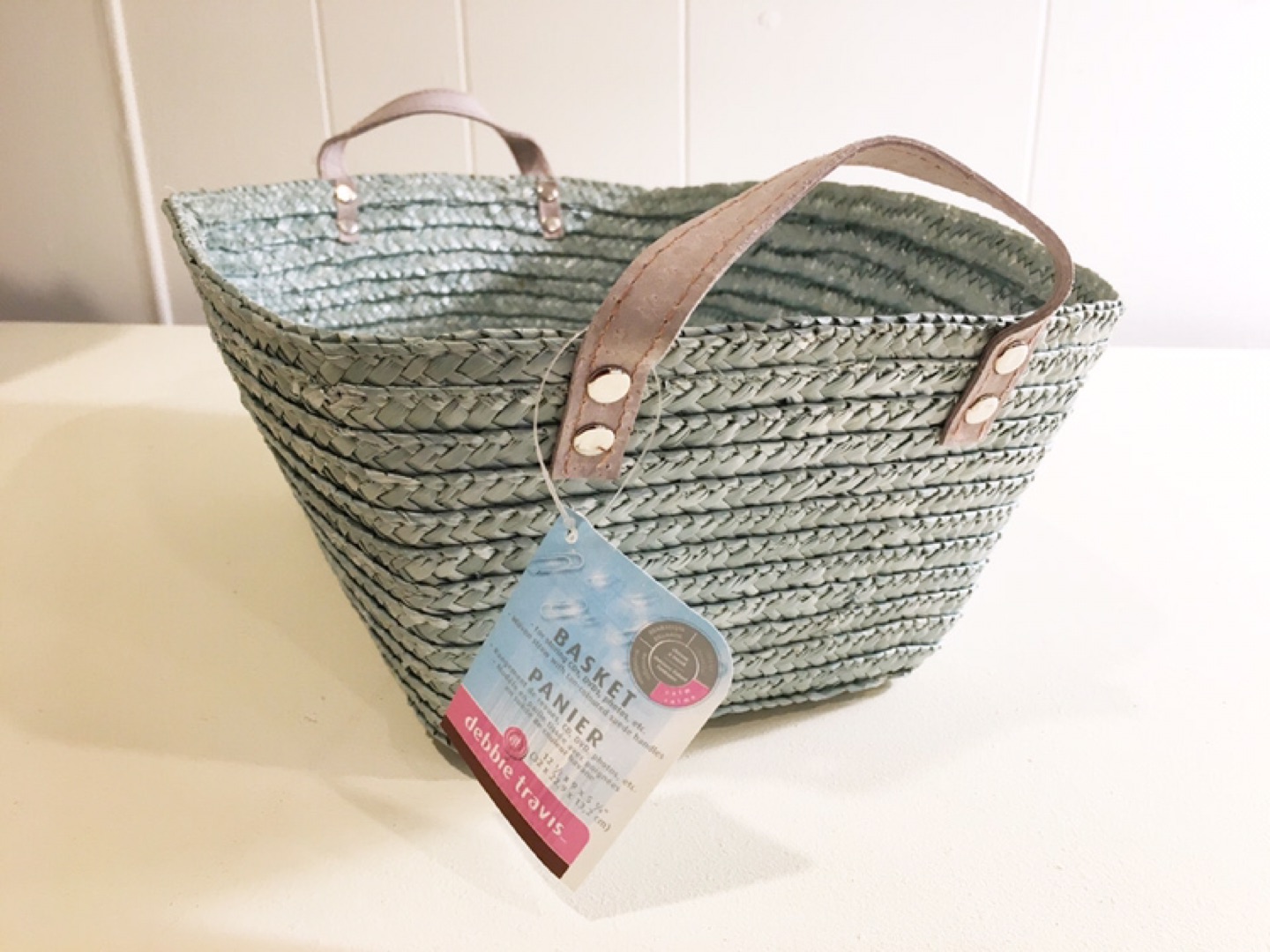 $2.50 BASKET woven straw basket with tan suede handles 
 thumbnail