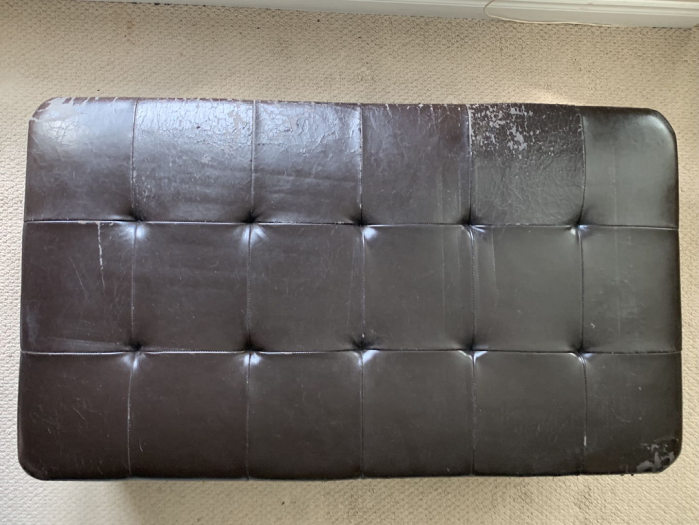 Free Urban Barn Ottoman image indicator(6)