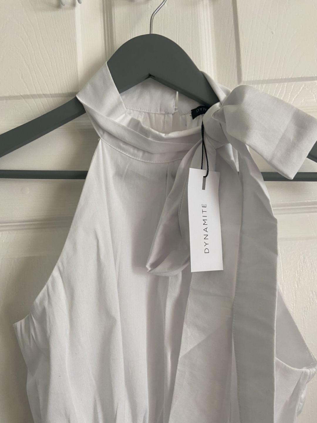 Stunning Top with Bow - New  - photo 2