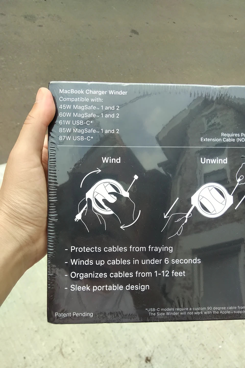 BNIB macbook cable winder (Fuse Side Winder image indicator(2)