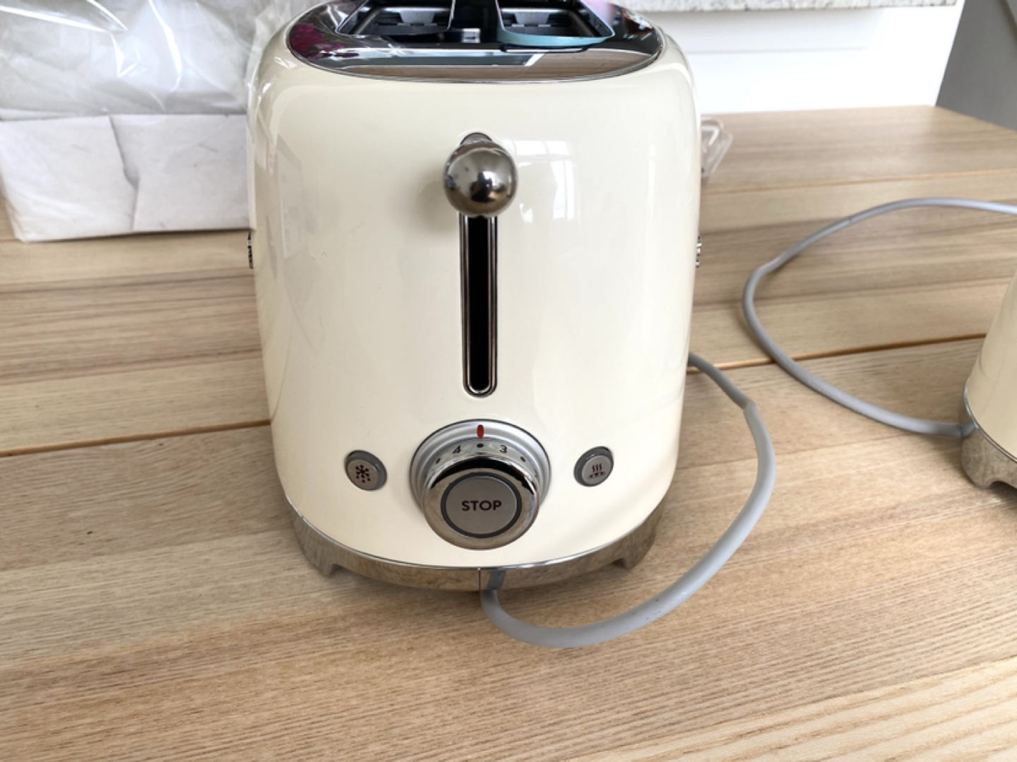 SMEG electric kettle and toaster - photo 3