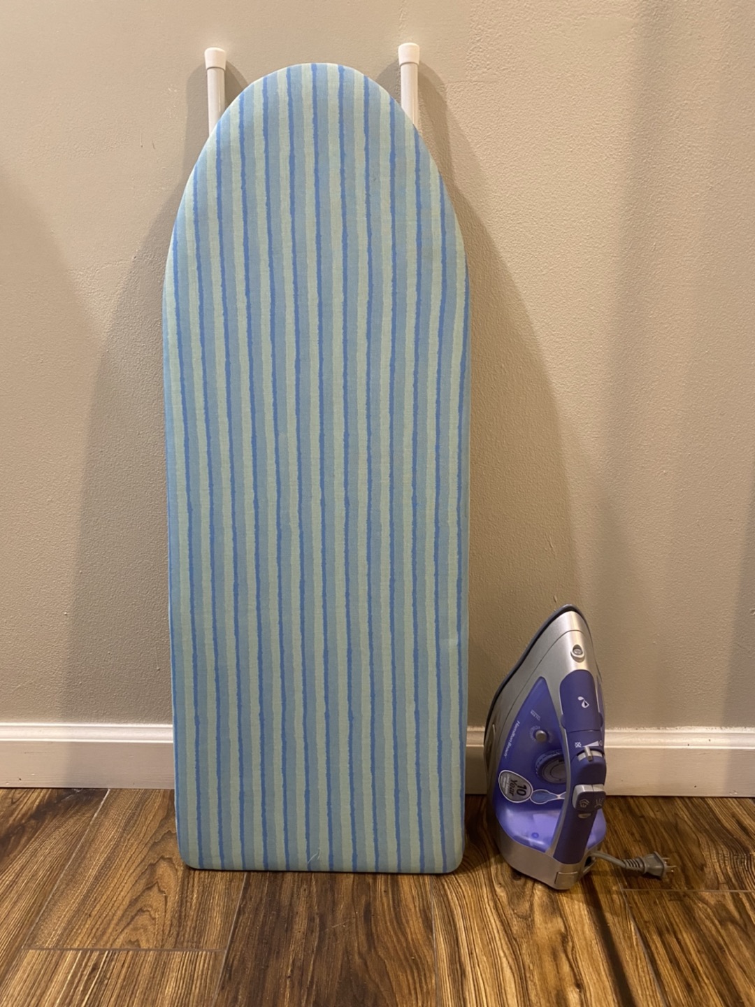 Iron and Iron Board