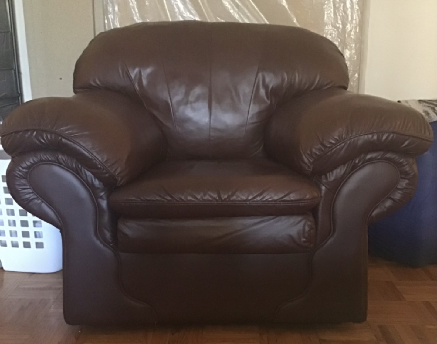 Sofa Chair thumbnail