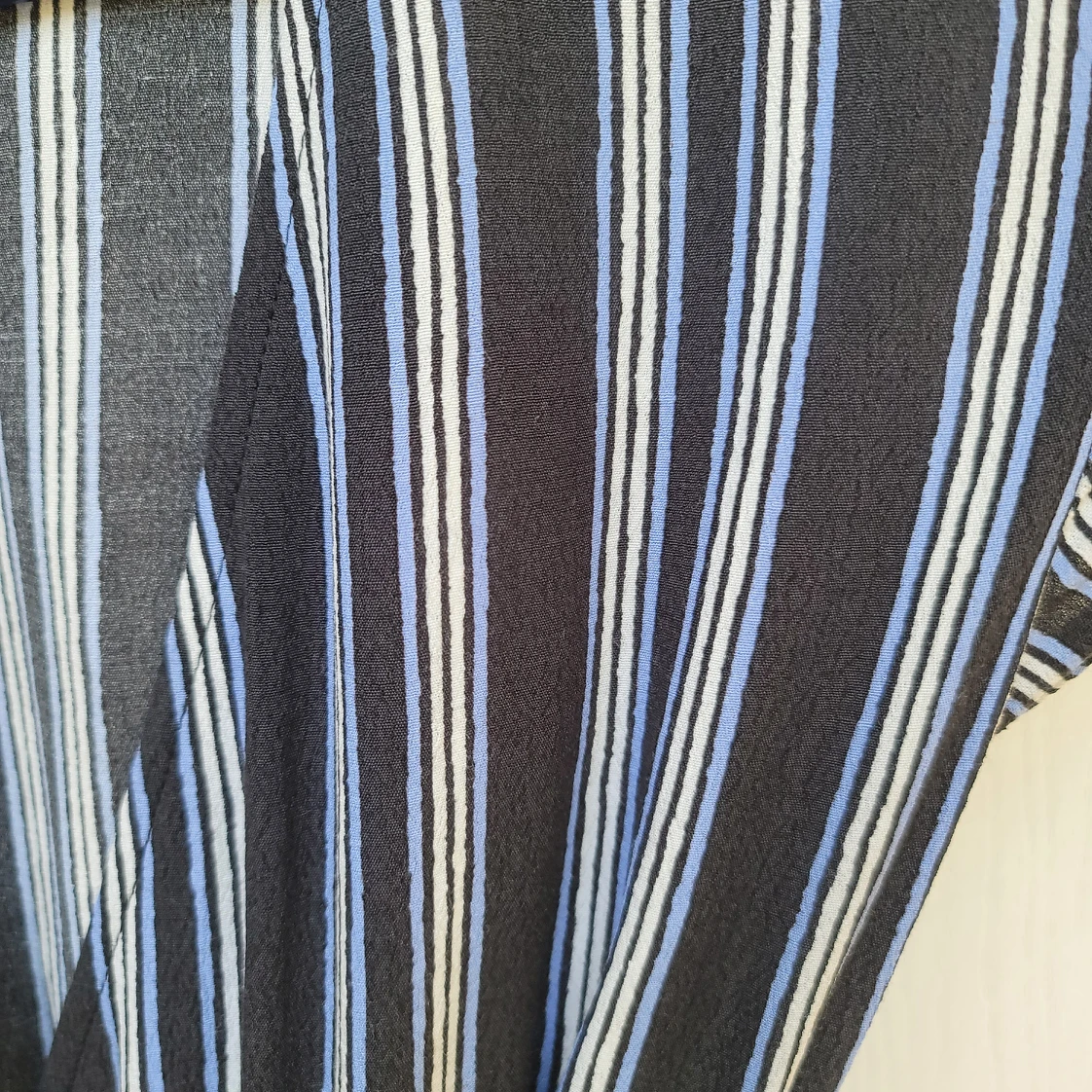 Aritzia Free Jessa Wrap Dress XS, Blue stripes - photo 2