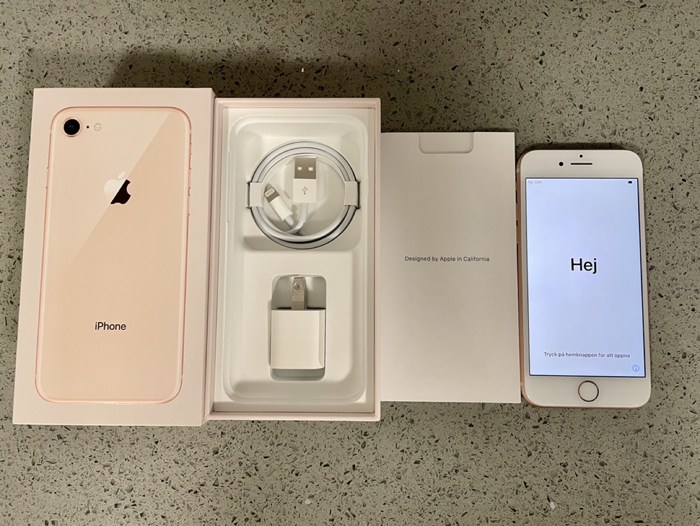 iPhone 8 64gb (Gold)