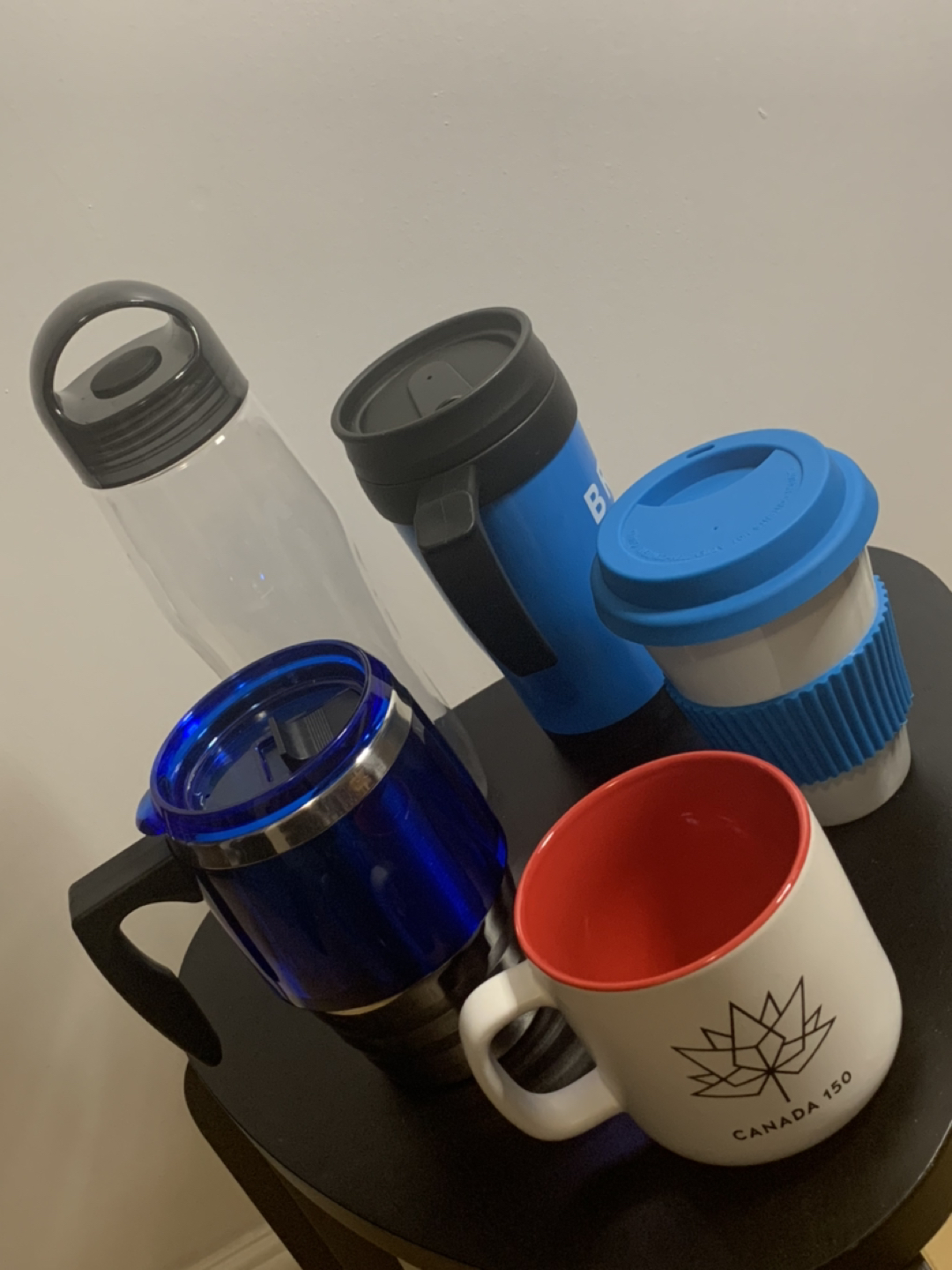 Assorted mugs & water bottles  thumbnail