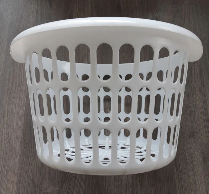 plastic laundry baskets #freecycle
