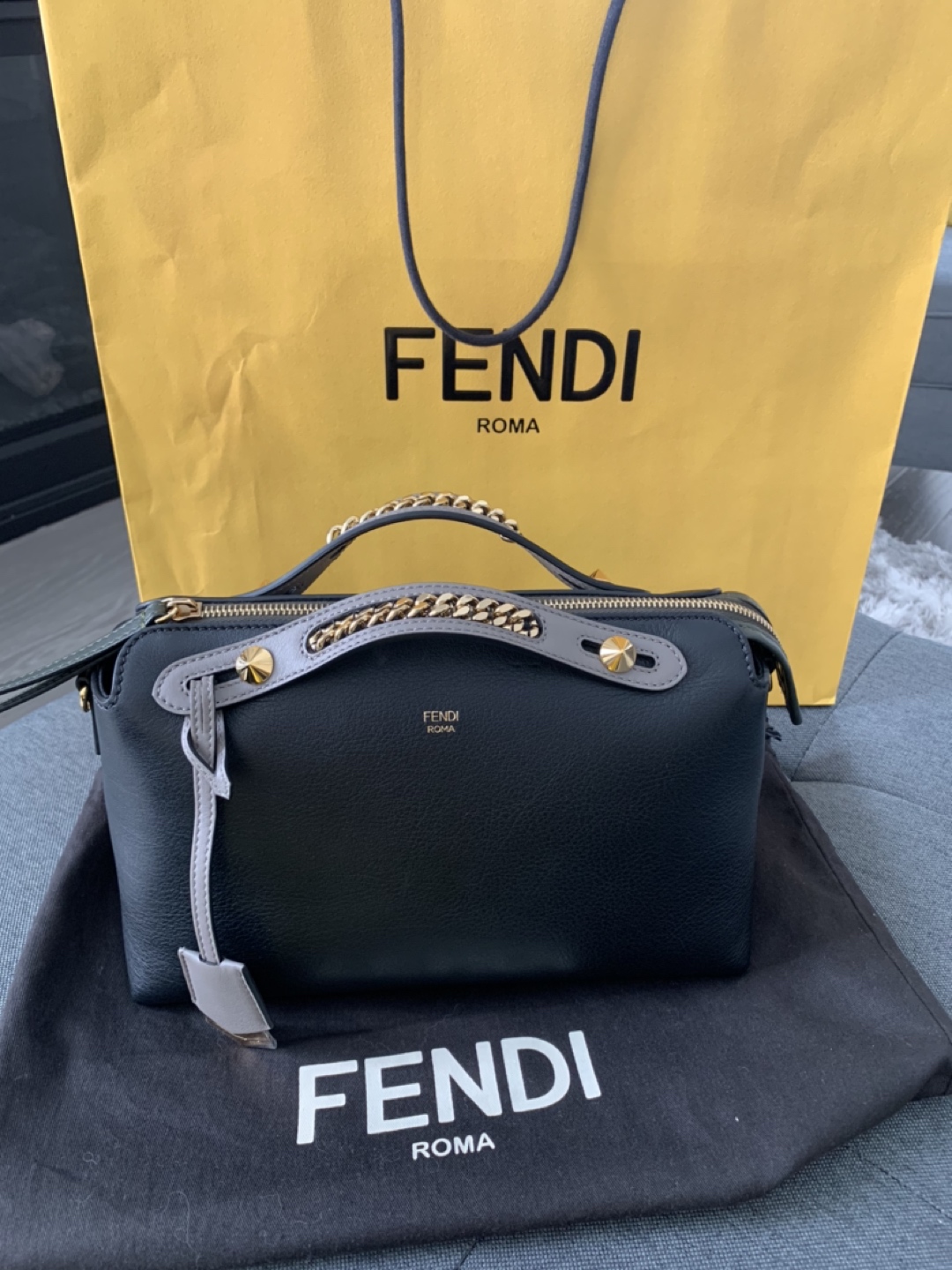Fendi by the way bag image indicator(8)