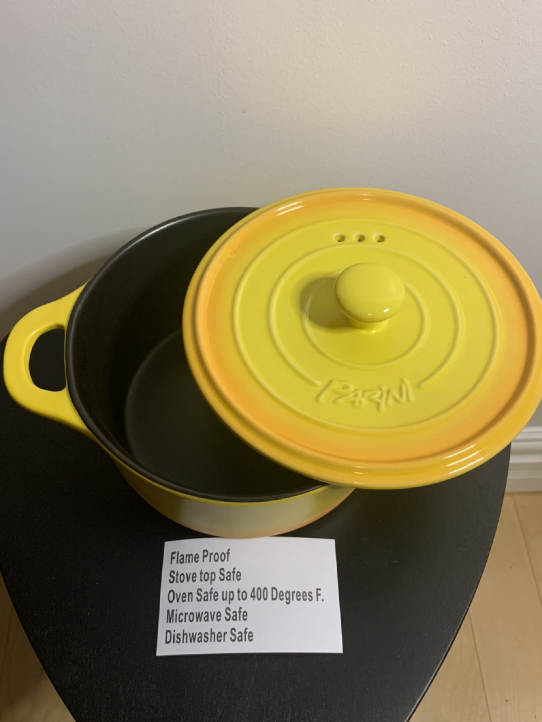 BNIB - Parini 1.5 Qt pot & lid set - photo 3