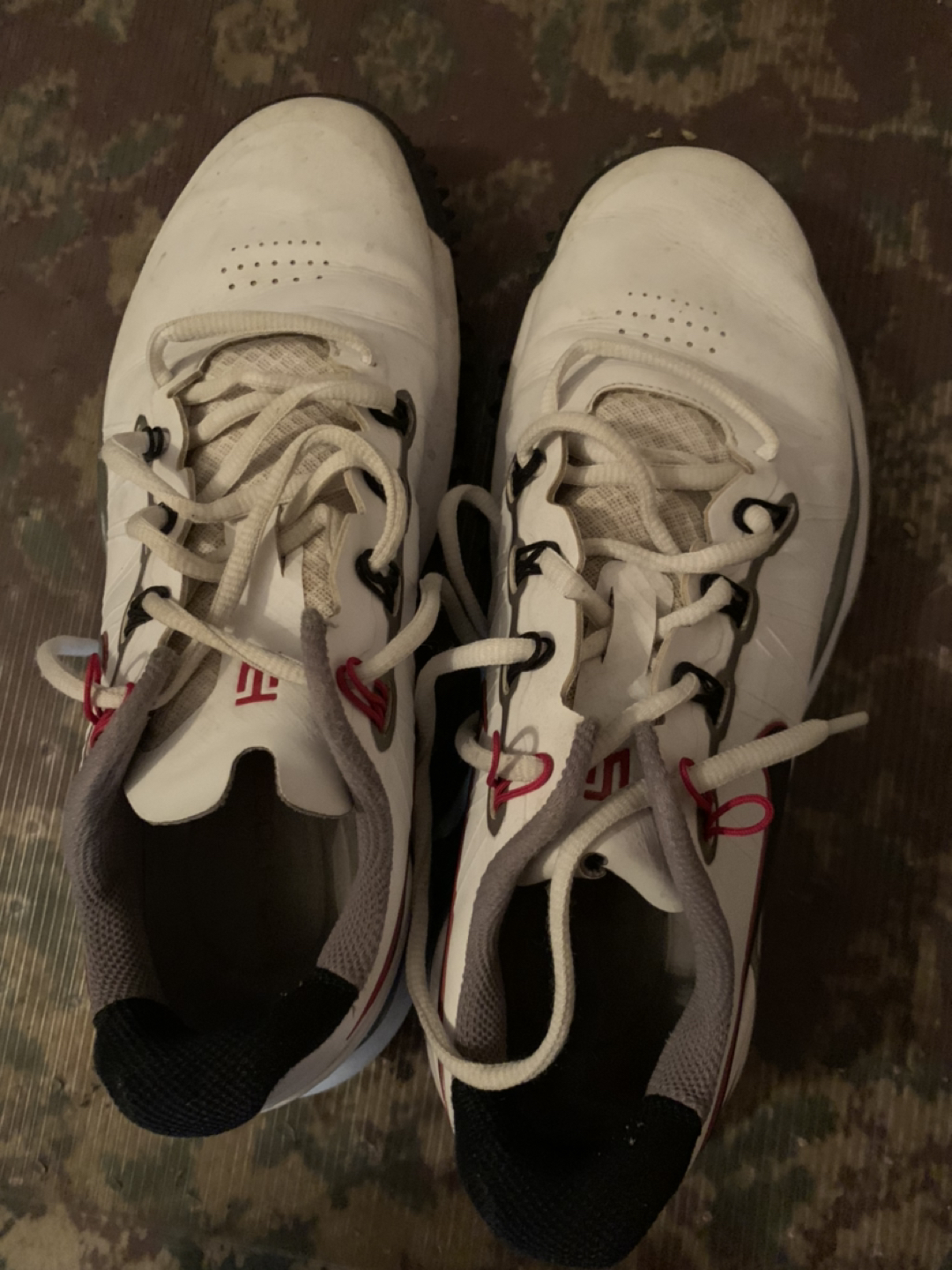 Golf shoes size 8.5 thumbnail
