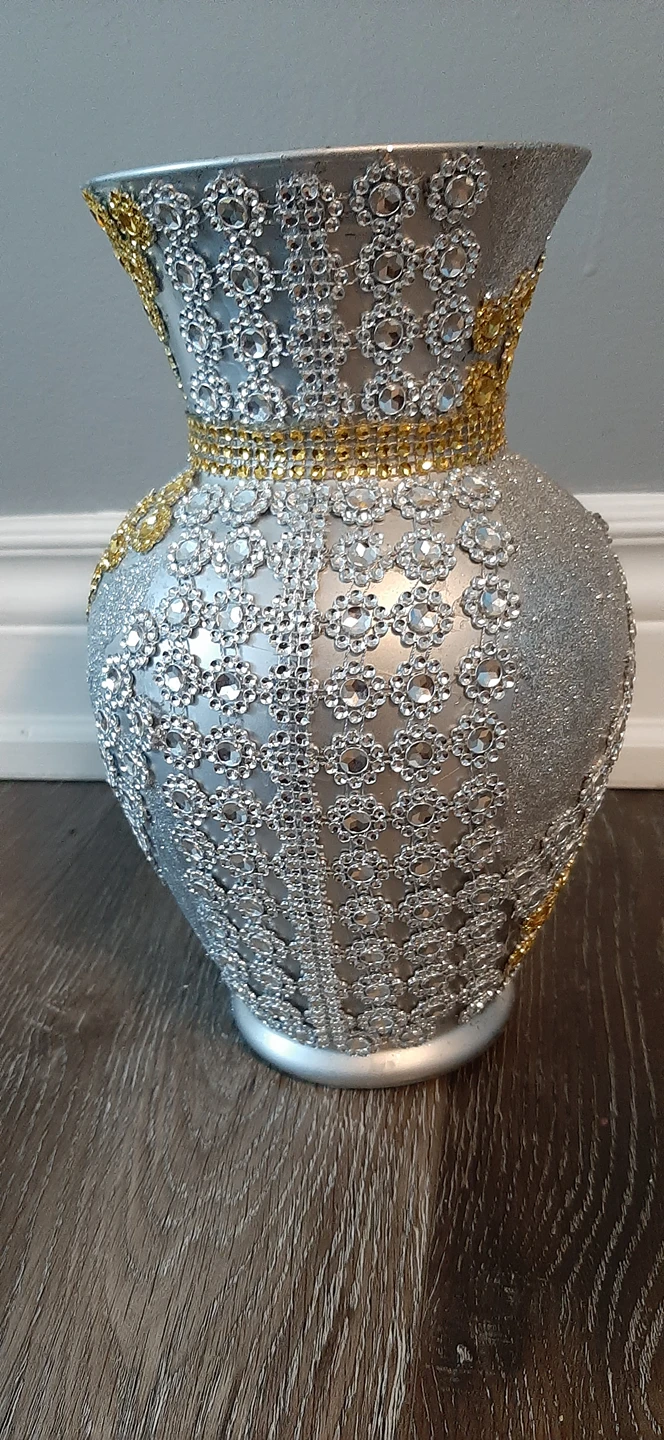 gold silver vase
