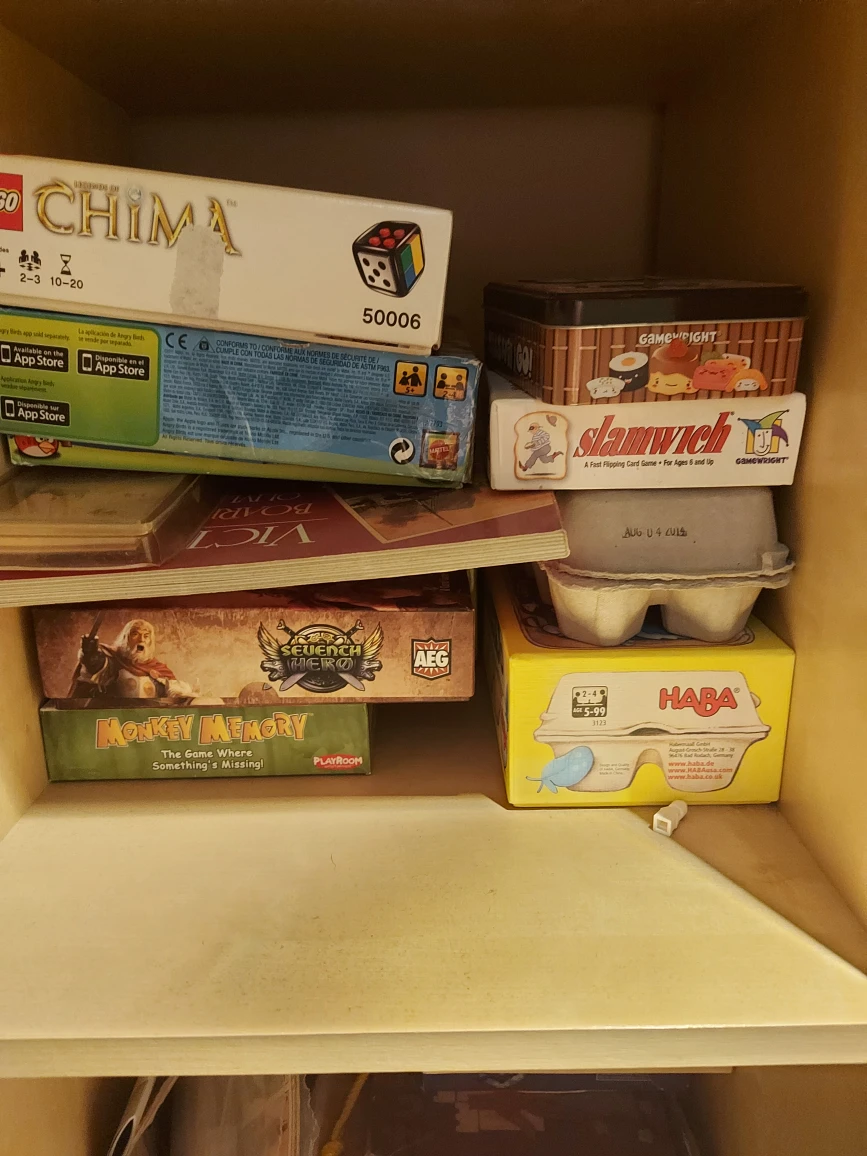 Boardgames - 3 for 10$ image indicator(7)