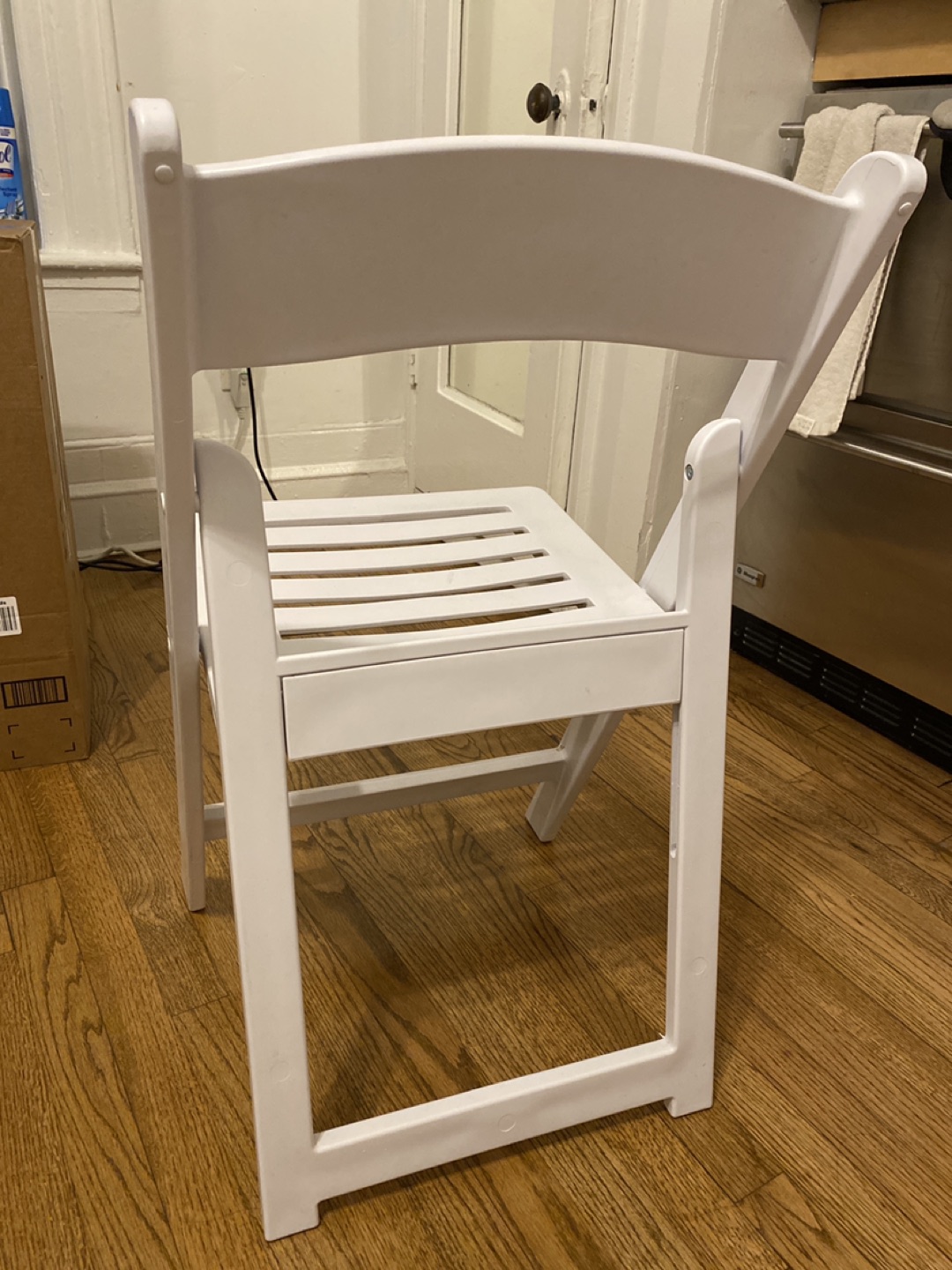 Free folding chair - photo 2