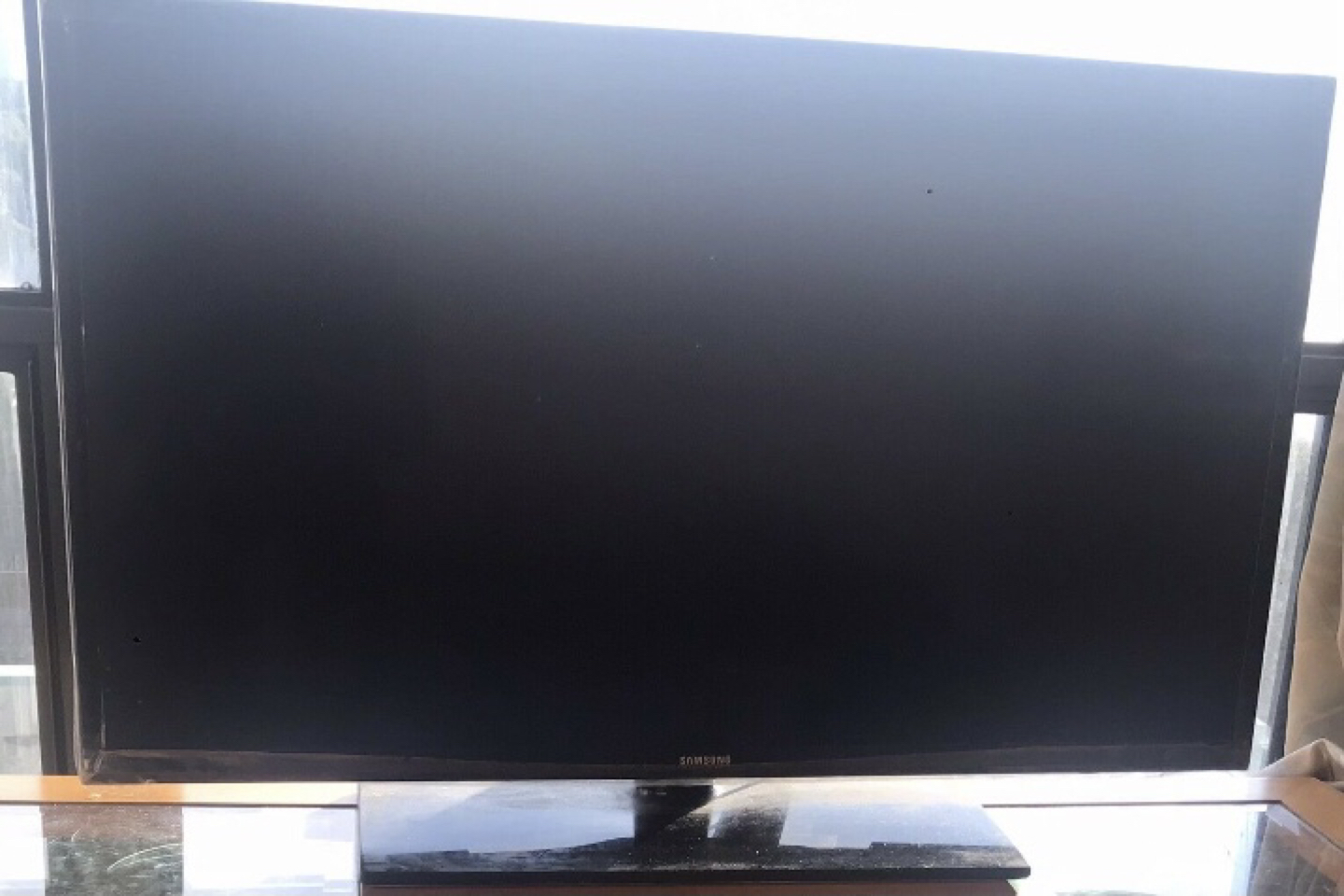 🎁Samsung 40” thumbnail