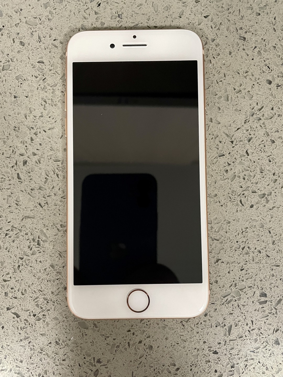 iPhone 8 64gb (Gold) - photo 3
