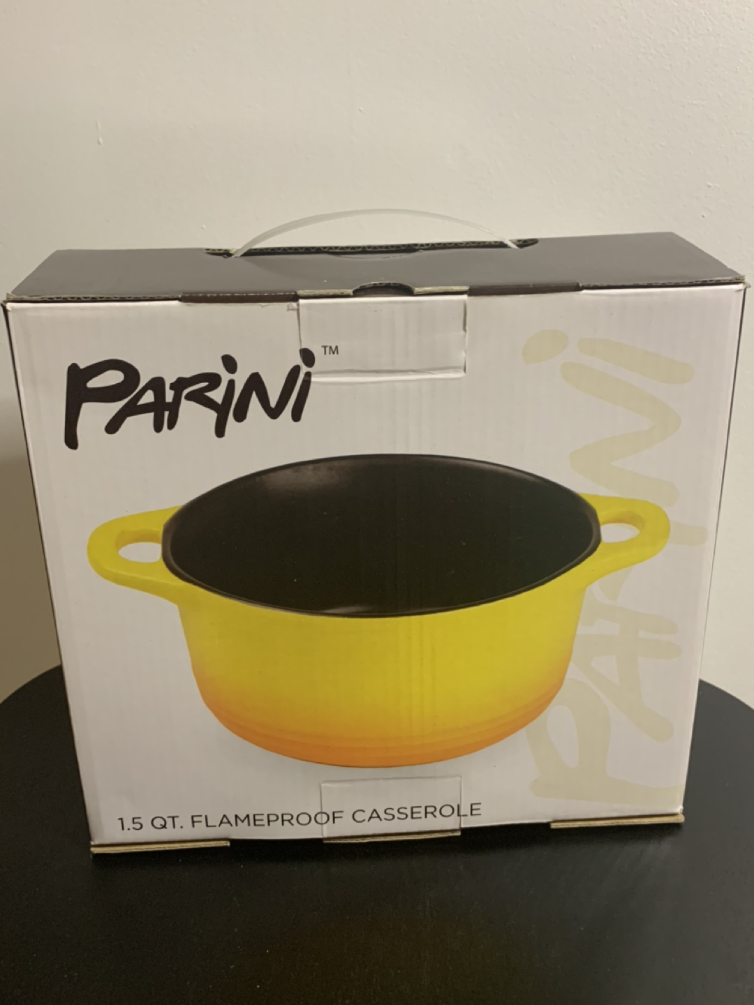 BNIB - Parini 1.5 Qt pot & lid set