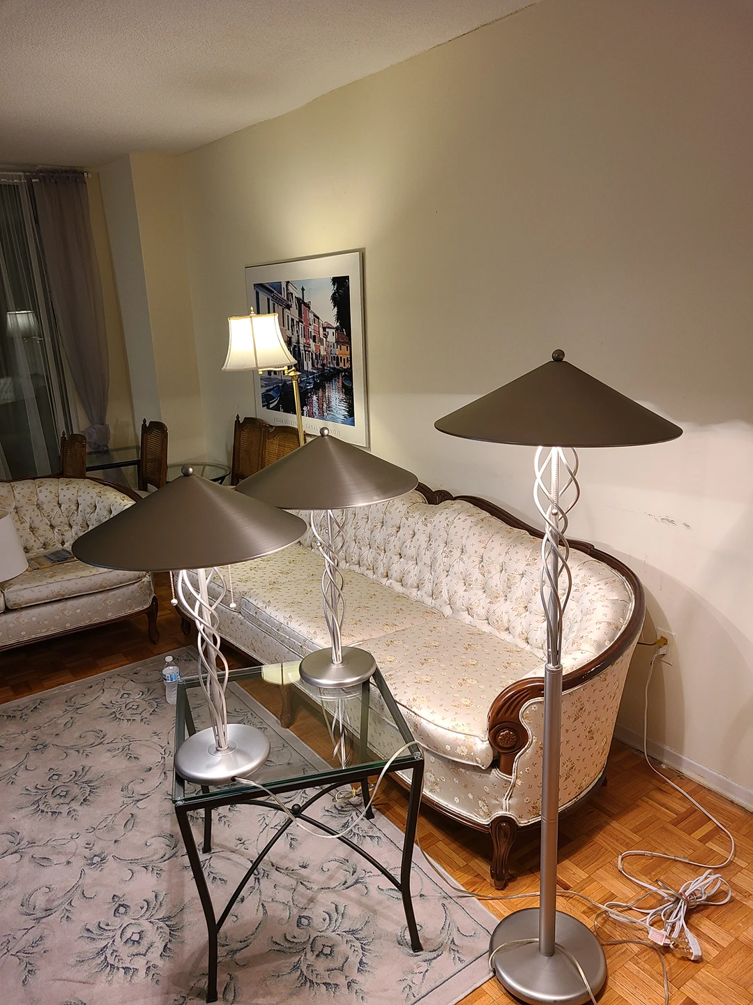 2 Table Lamps, 1 Floor Lamp - photo 2