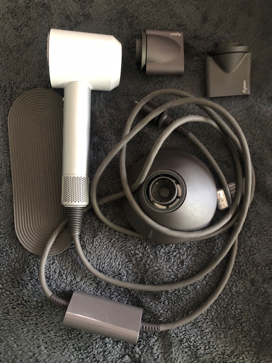 Dyson supersonic hair dryer - photo 3