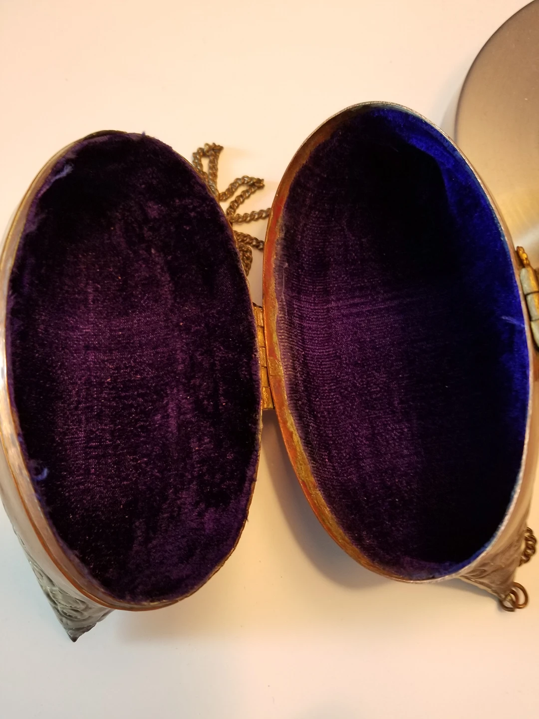 Vintage brass and copper pillow purse image indicator(5)