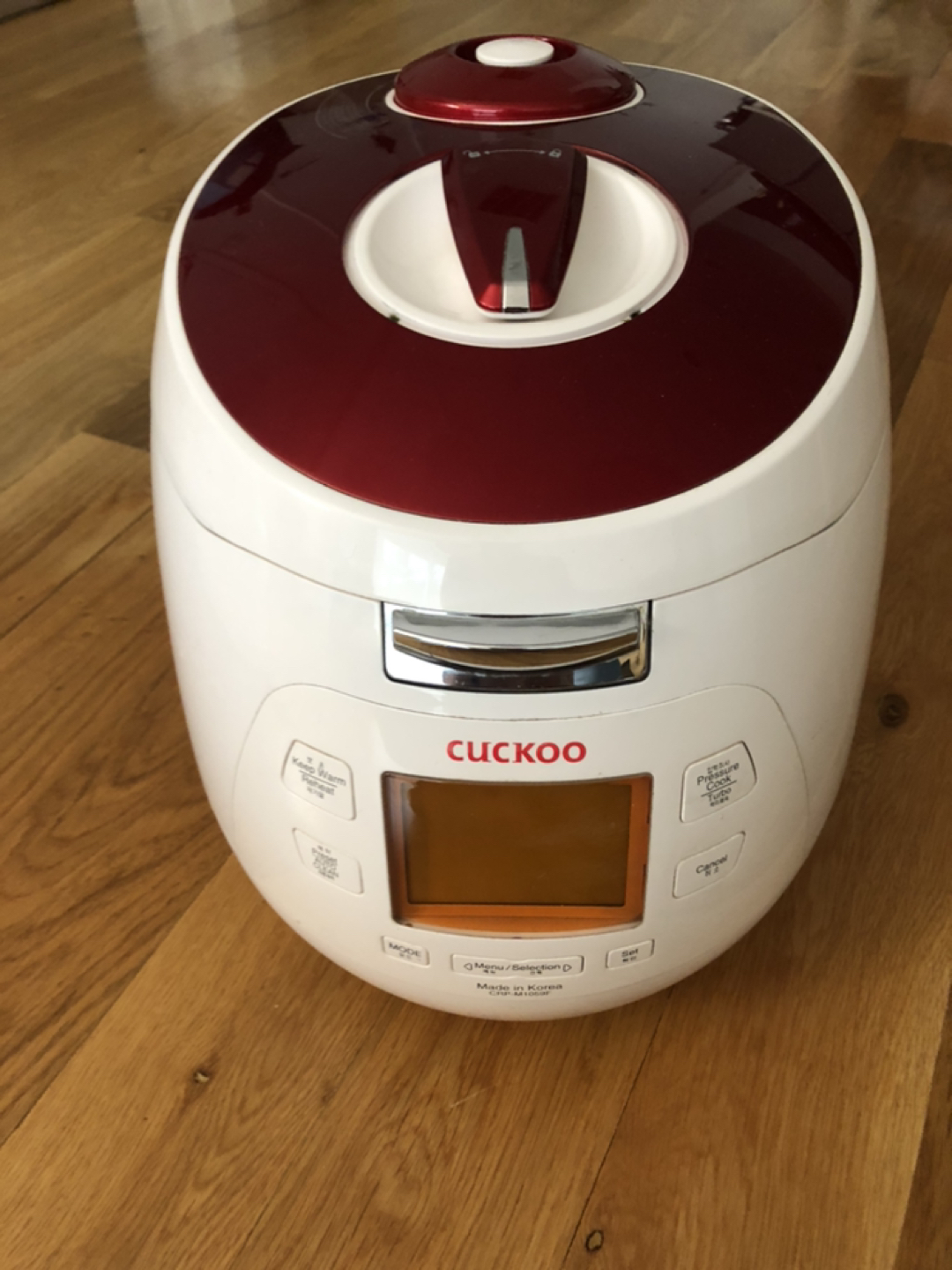 Cuckoo steam rice cooker