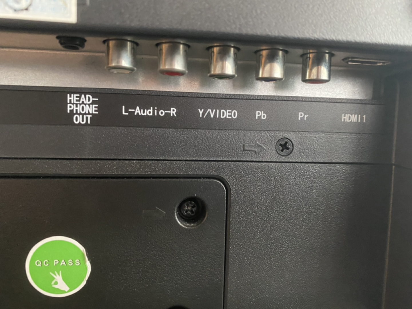 RCA 32" LCD TV with HDMI - photo 4