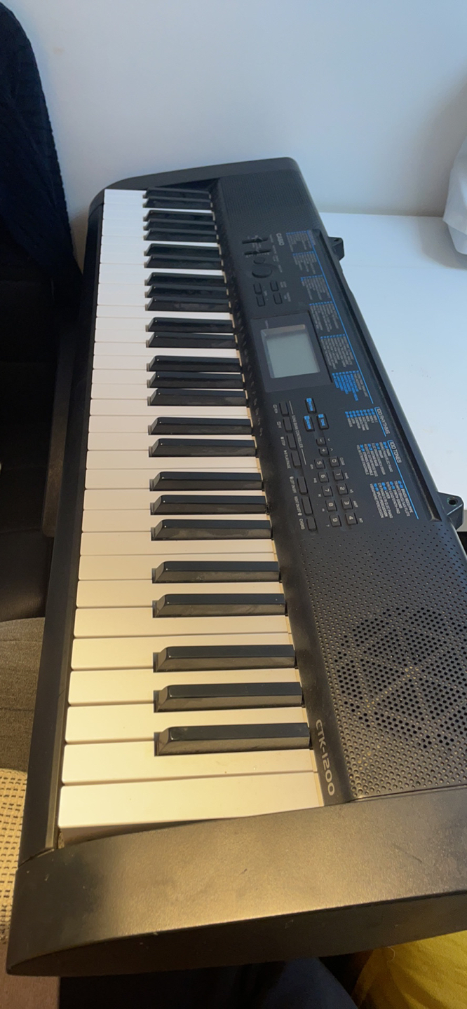 Casio CTK1200 Piano thumbnail