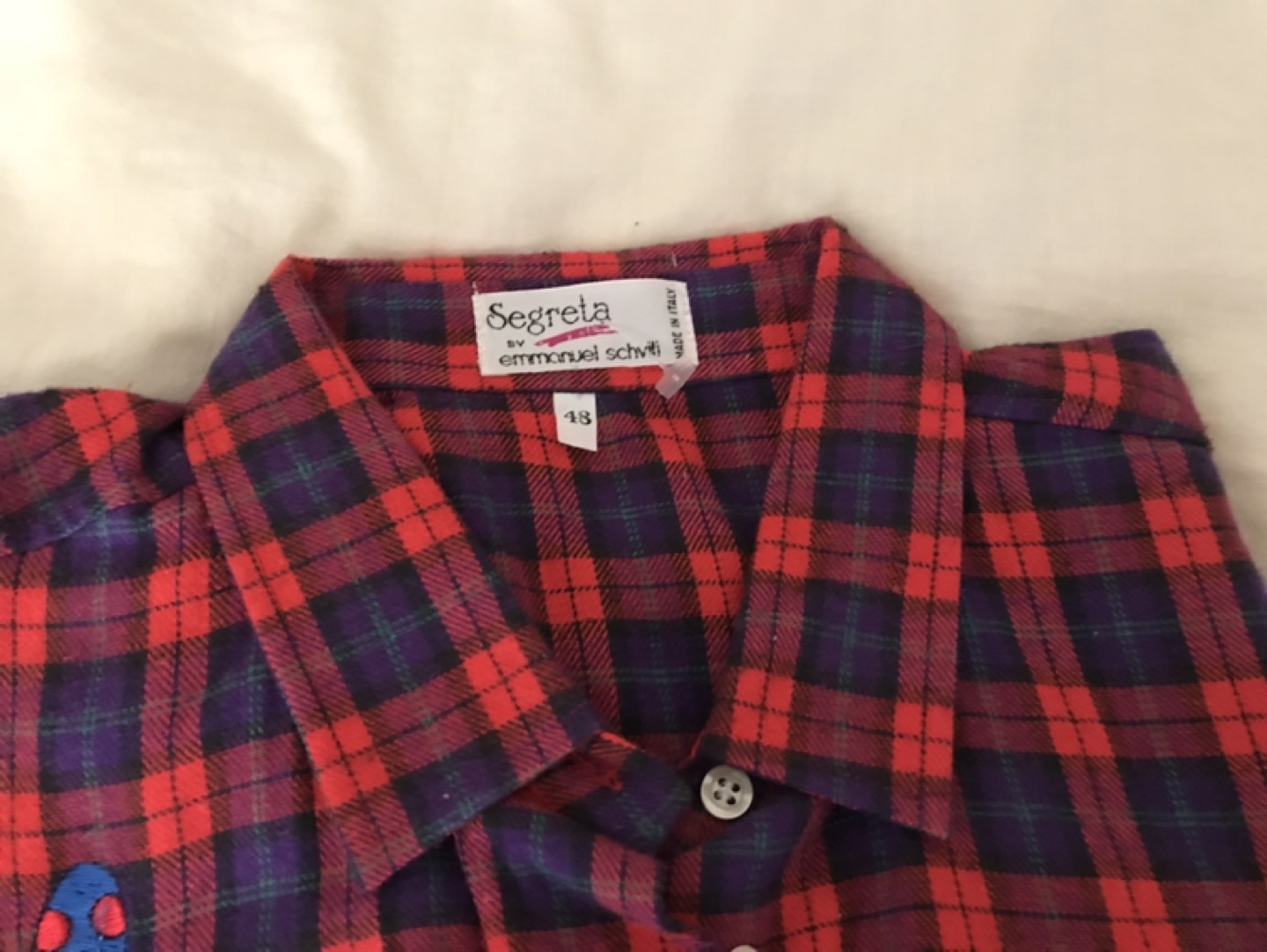 ( BRAND NEW  ) Disney World Donald and Daisy Plaid Shirt image indicator(4)