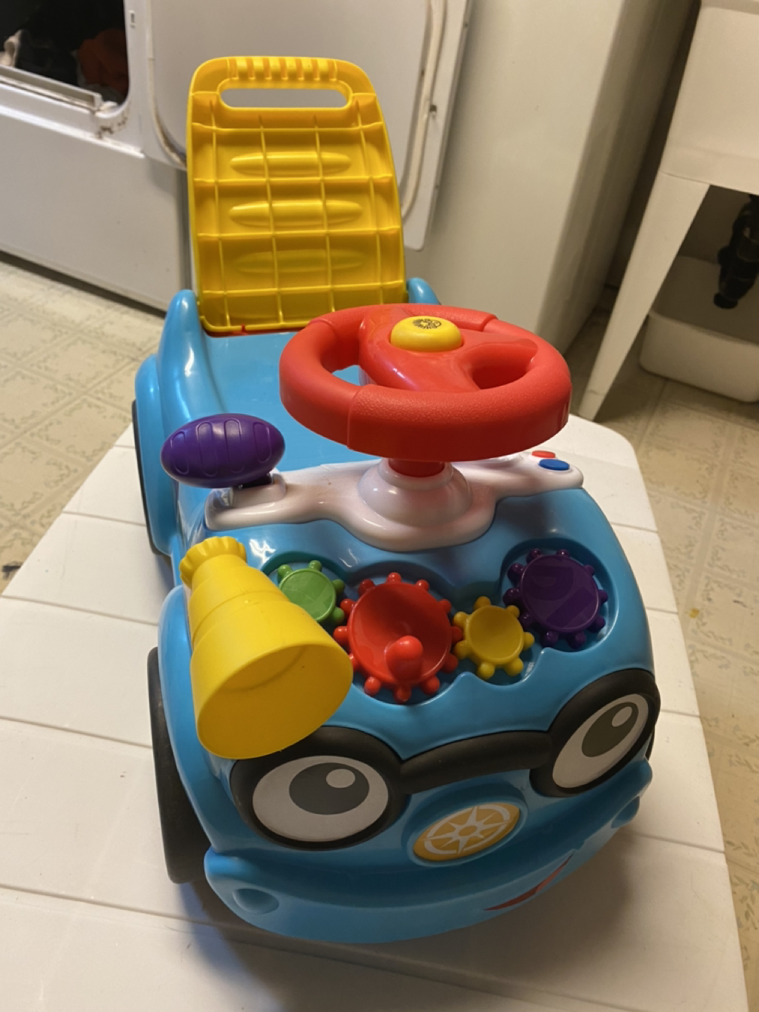 Baby car toy thumbnail