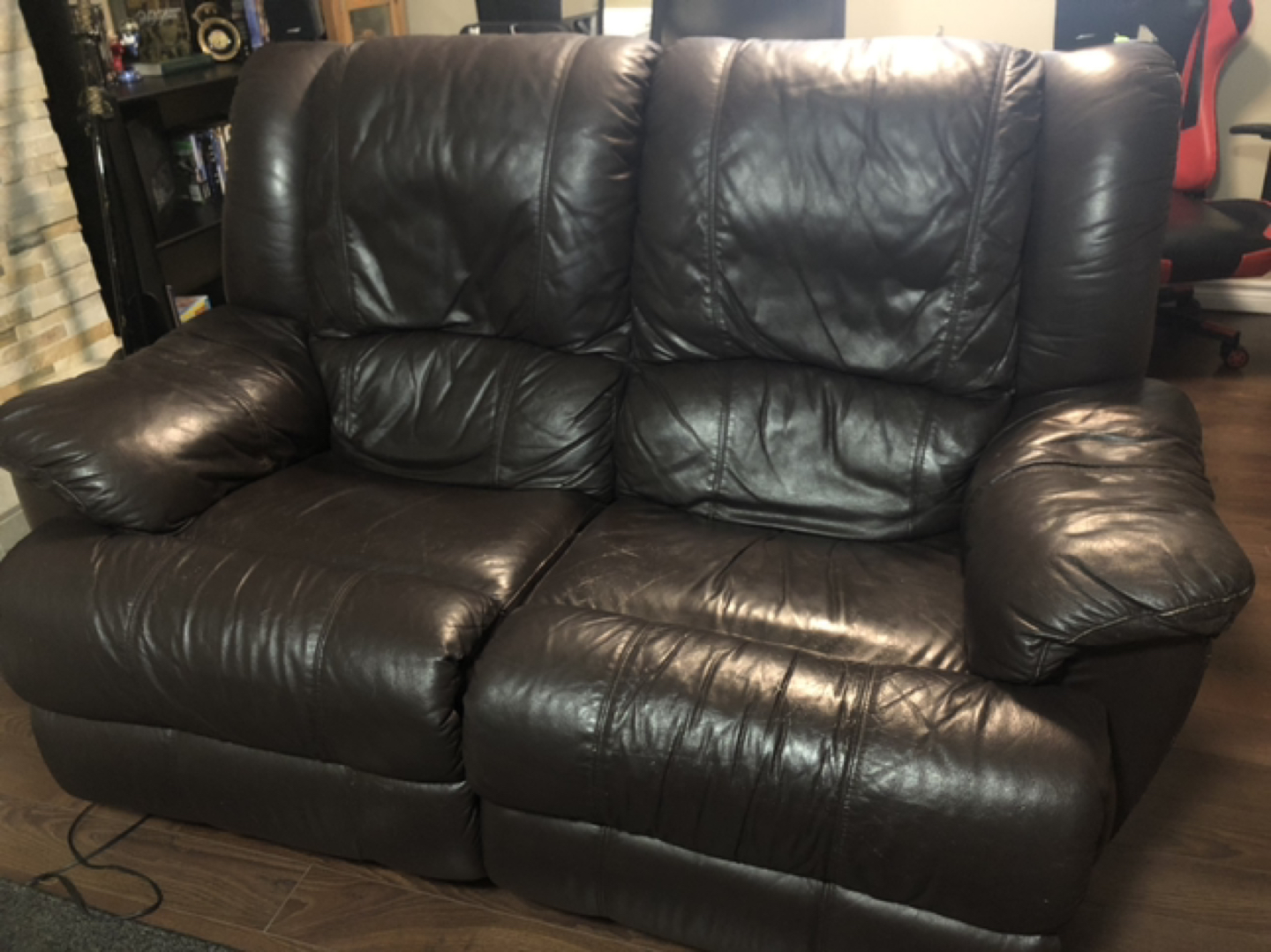 Reclining sofa