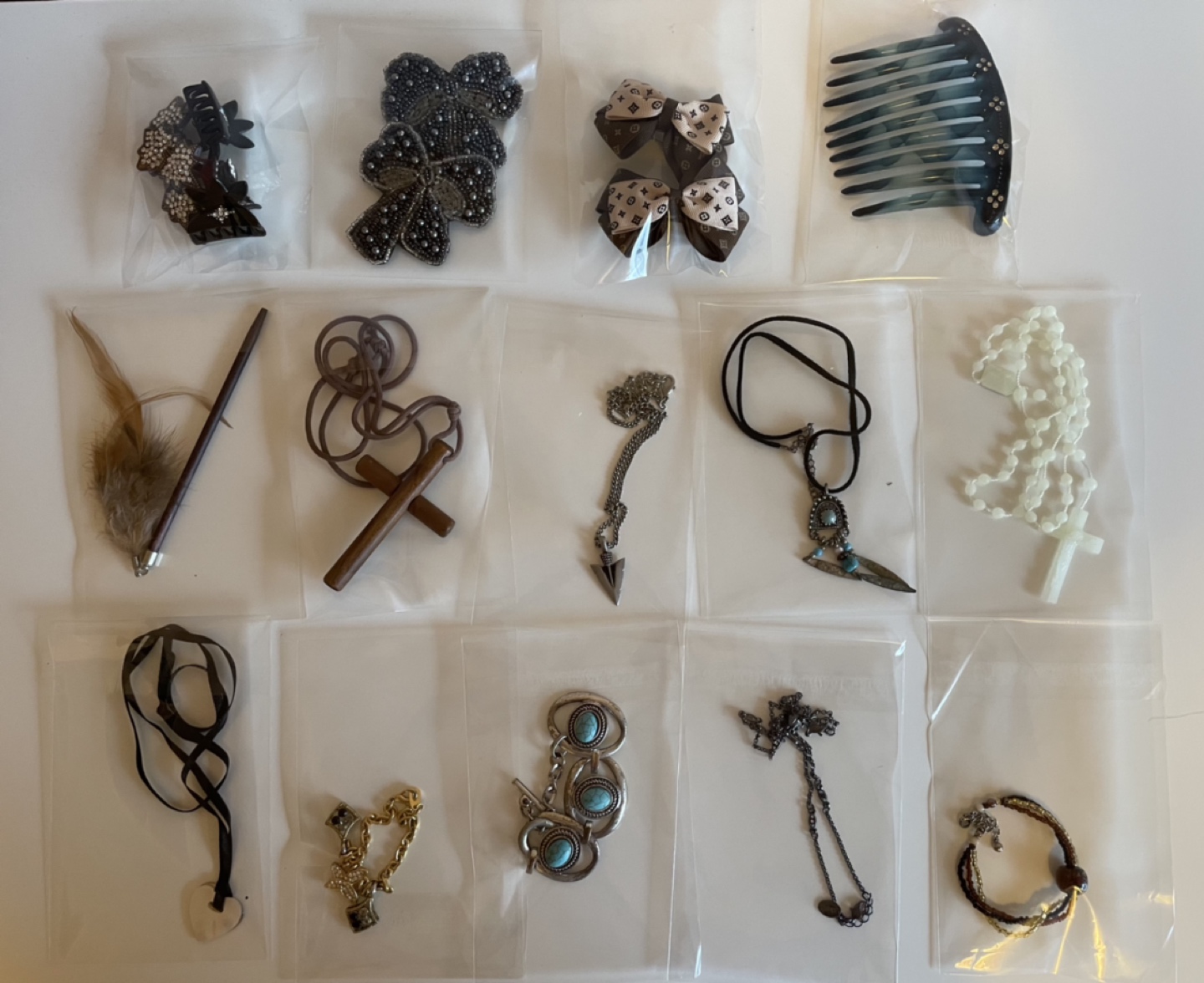 Woman’s accessories
