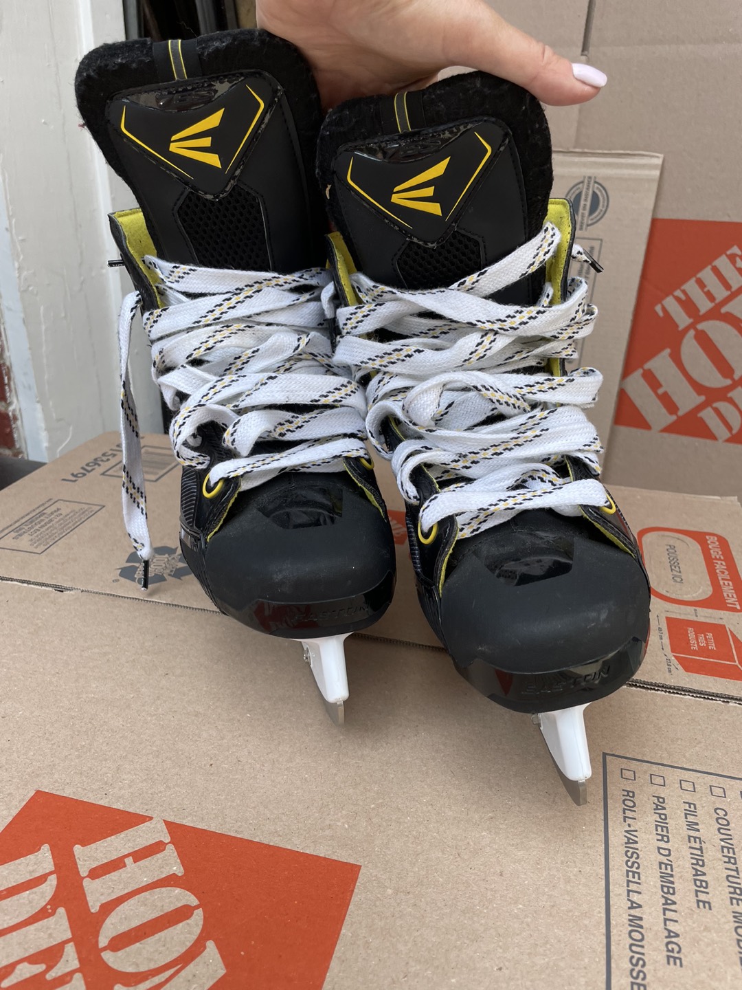 Men’s hockey skates 8.5D - photo 3