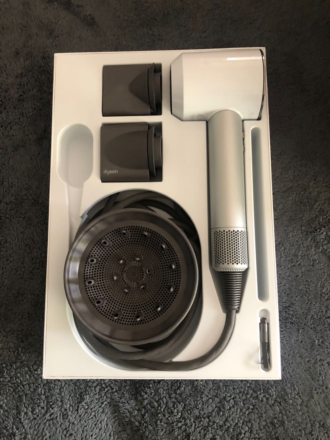 Dyson supersonic hair dryer - photo 2