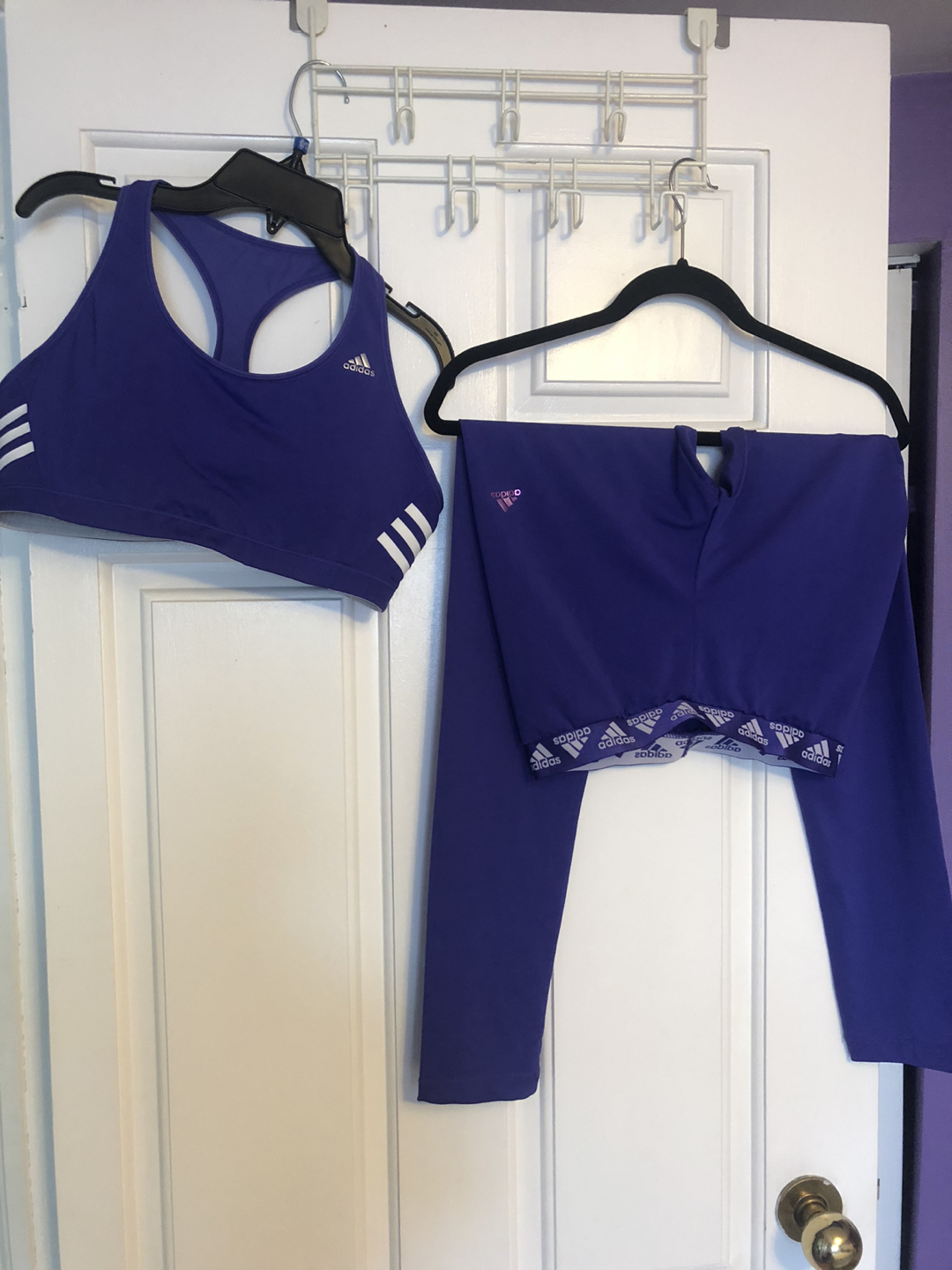 Bra and Leggings work out thumbnail