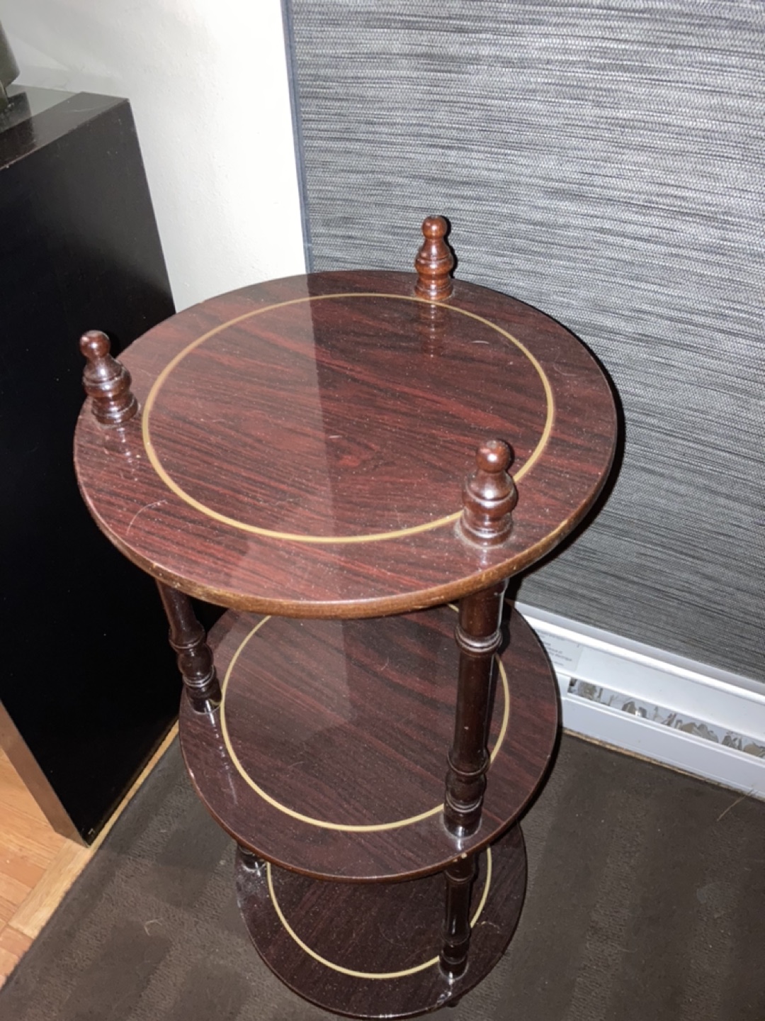 3 tier wooden stand / shelf image indicator(3)