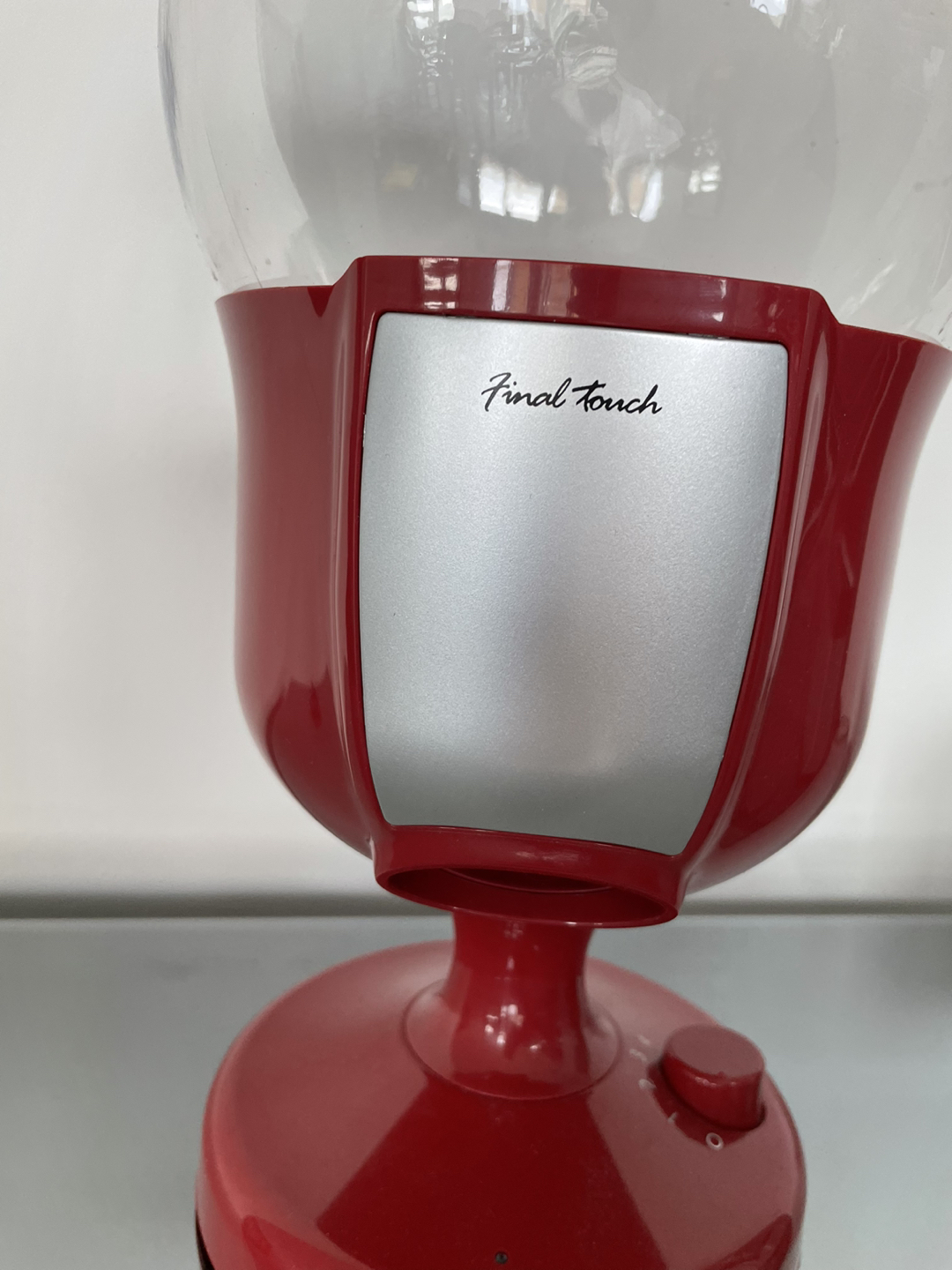 Gum ball machine with motion sensor  image indicator(2)