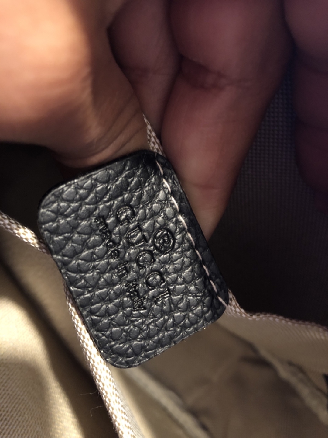 Gucci purse with adjustable straps  image indicator(3)